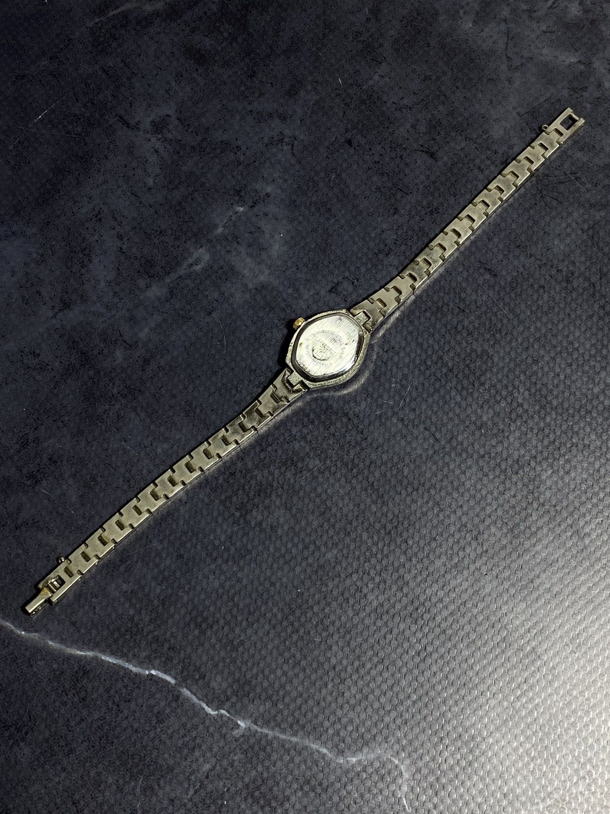 Japanese Brand Vintage PRESIDENT Quartz Watch, Japan Brand Size ONE SIZE - 8 Thumbnail