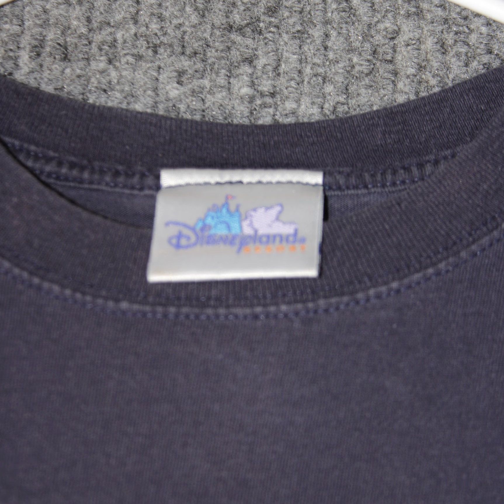 Disney VINTAGE Disney Disneyland Mickey Mouse T Shirt Mens L Navy Blue Graphic Tee Size US L / EU 52-54 / 3 - 3 Thumbnail