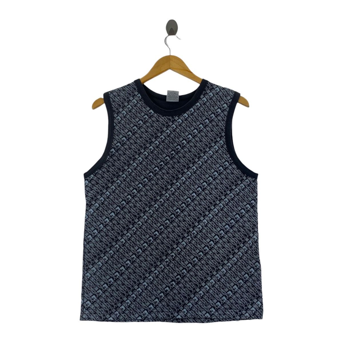 Body Glove Vintage BODY GLOVE SURF Over Print AOP Tank Top Tee Shirt Size US L / EU 52-54 / 3 - 1 Thumbnail