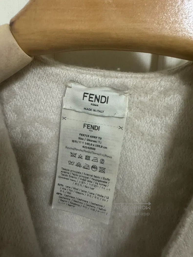 Fendi Fendi size 140*140 cm Women's Wool and Cashmere Pashmina Size ONE SIZE - 4 Thumbnail