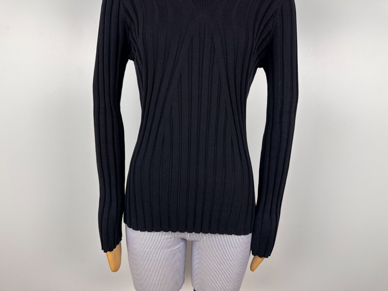 Cos Cos Ribbed Wool Funnel Neck Jumper Black Sweater Size S Size S / US 4 / IT 40 - 3 Thumbnail