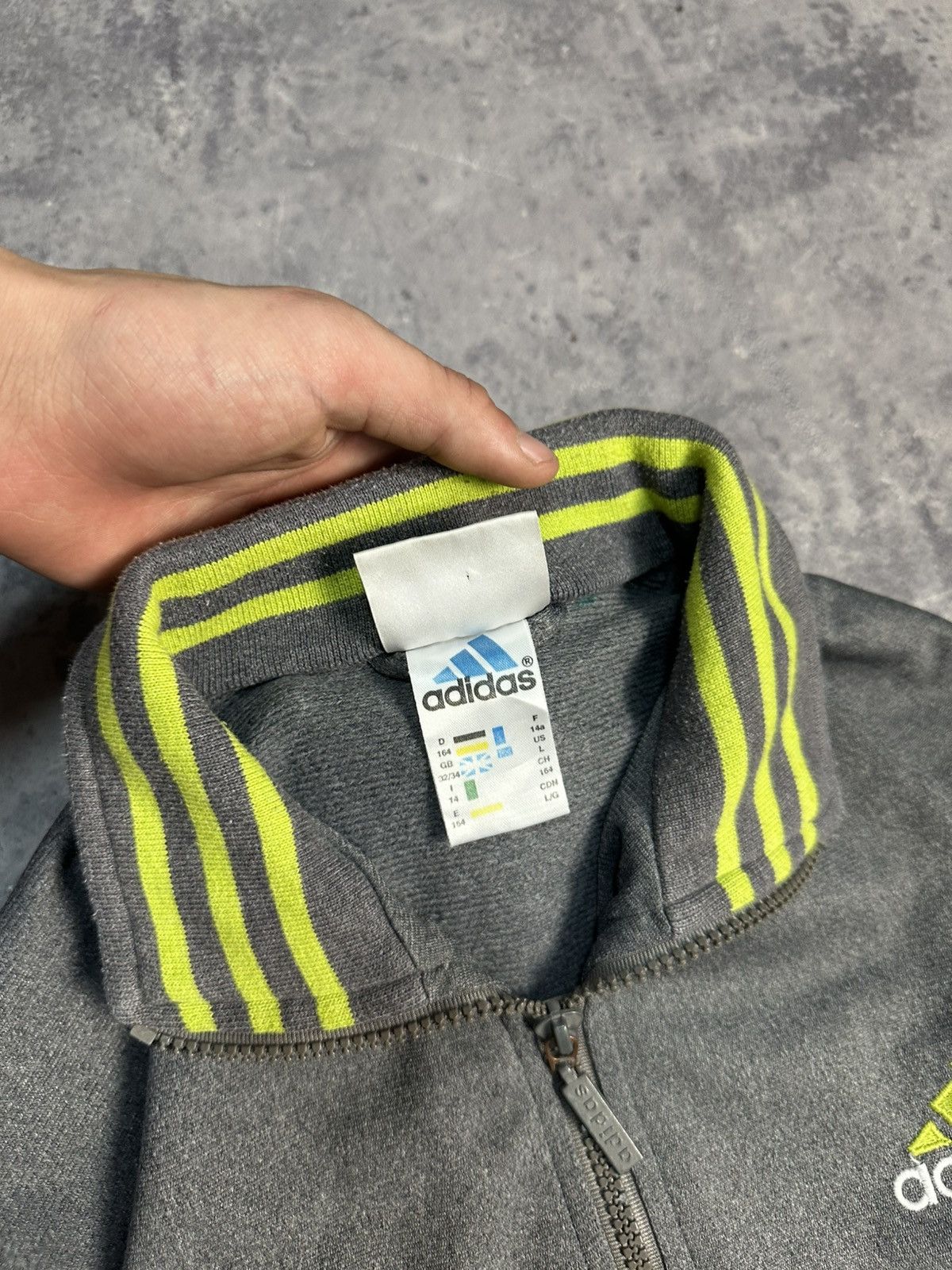 Adidas Adidas Vintage Zip-hoodie Japanese Rare Size US M / EU 48-50 / 2 - 8 Thumbnail