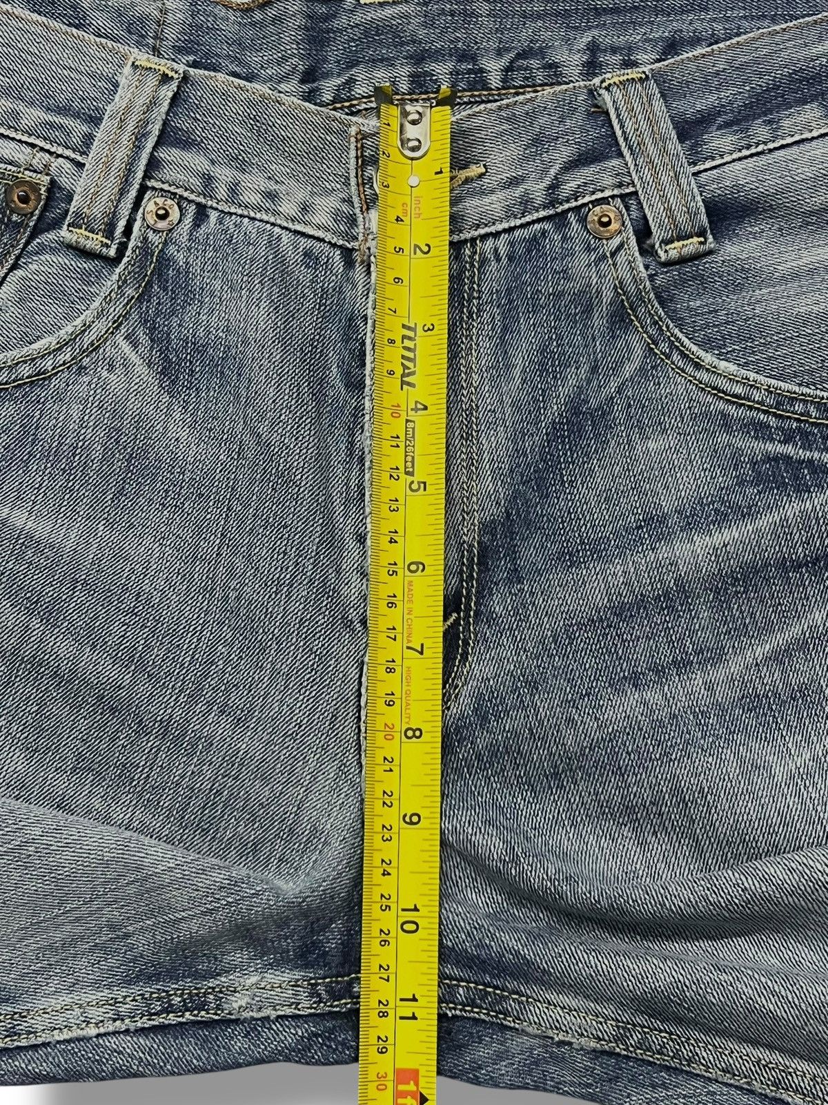 Levi's Baggy Vintage Levi’s 703 - Faded, Distressed Denim Size US 33 - 16 Thumbnail