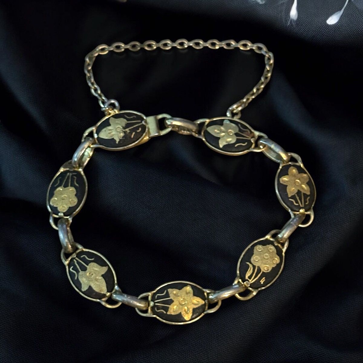 Vintage Vintage floral damascene bracelet Size ONE SIZE - 1 Thumbnail