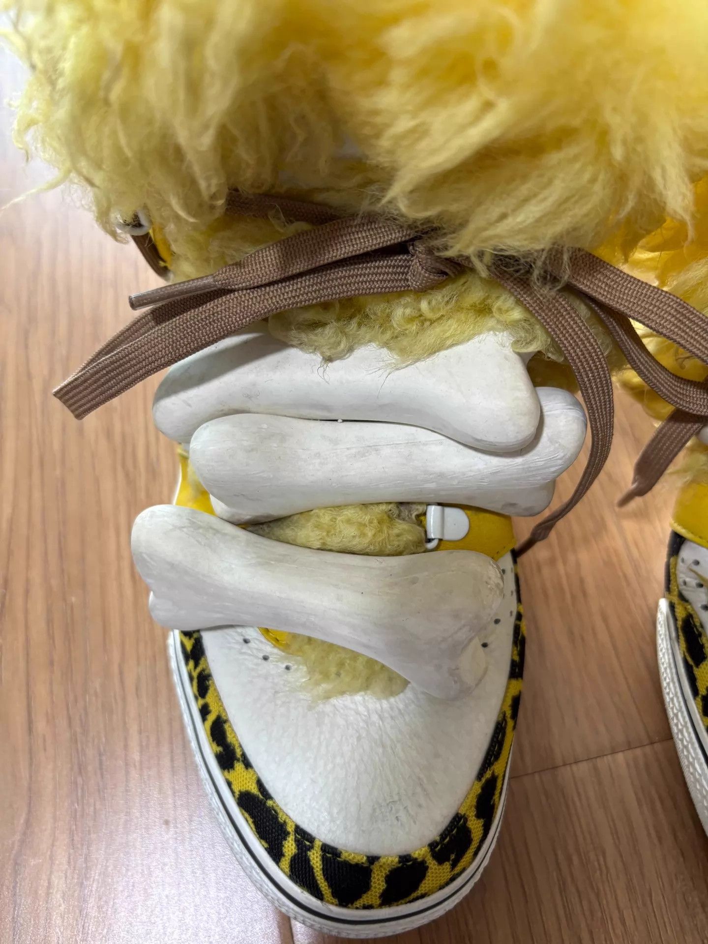 Adidas Adidas x JS 2015SS Vintage Yellow Fur Bone Shoes 40.5 Size US 7.5 / EU 40-41 - 2 Thumbnail