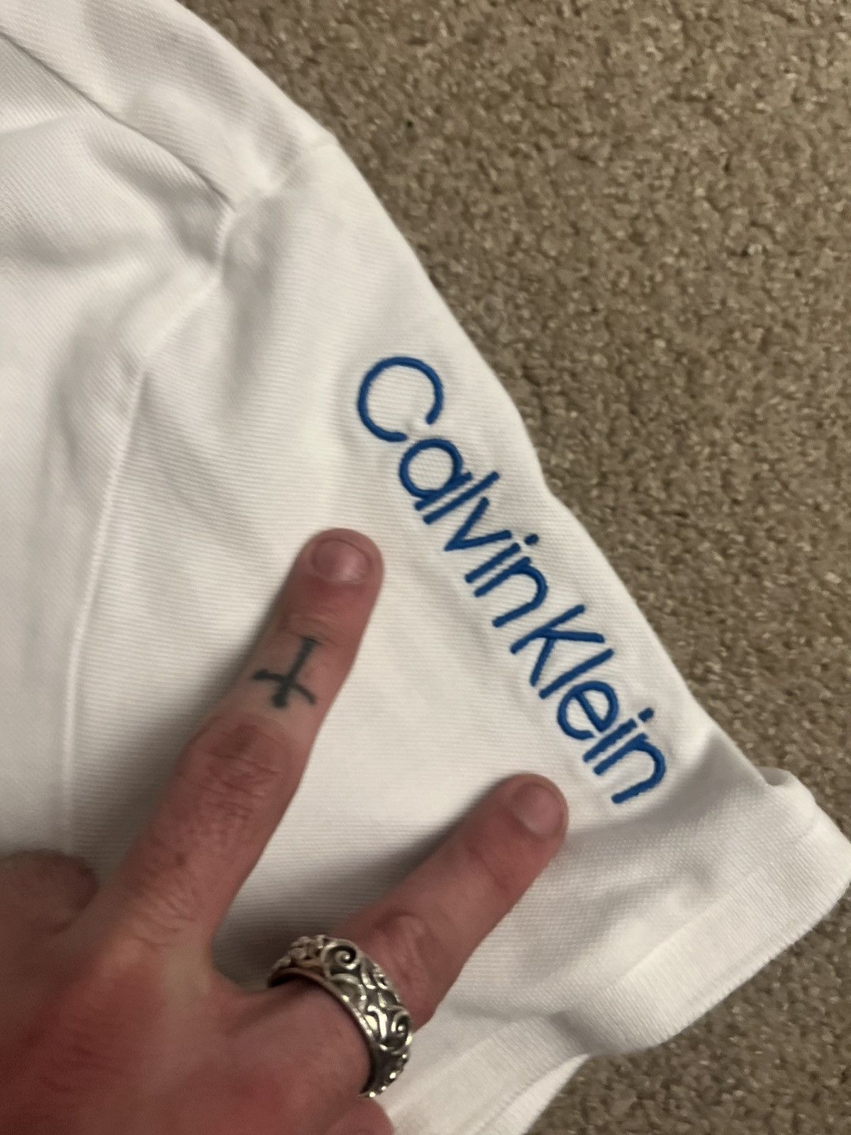 Calvin Klein Calvin Klein Shoulder Print White Polo Shirt Size US M / EU 48-50 / 2 - 3 Thumbnail
