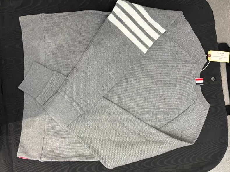 Thom Browne Thom Browne Gray Striped Sleeve Hoodie Size US M / EU 48-50 / 2 - 4 Thumbnail
