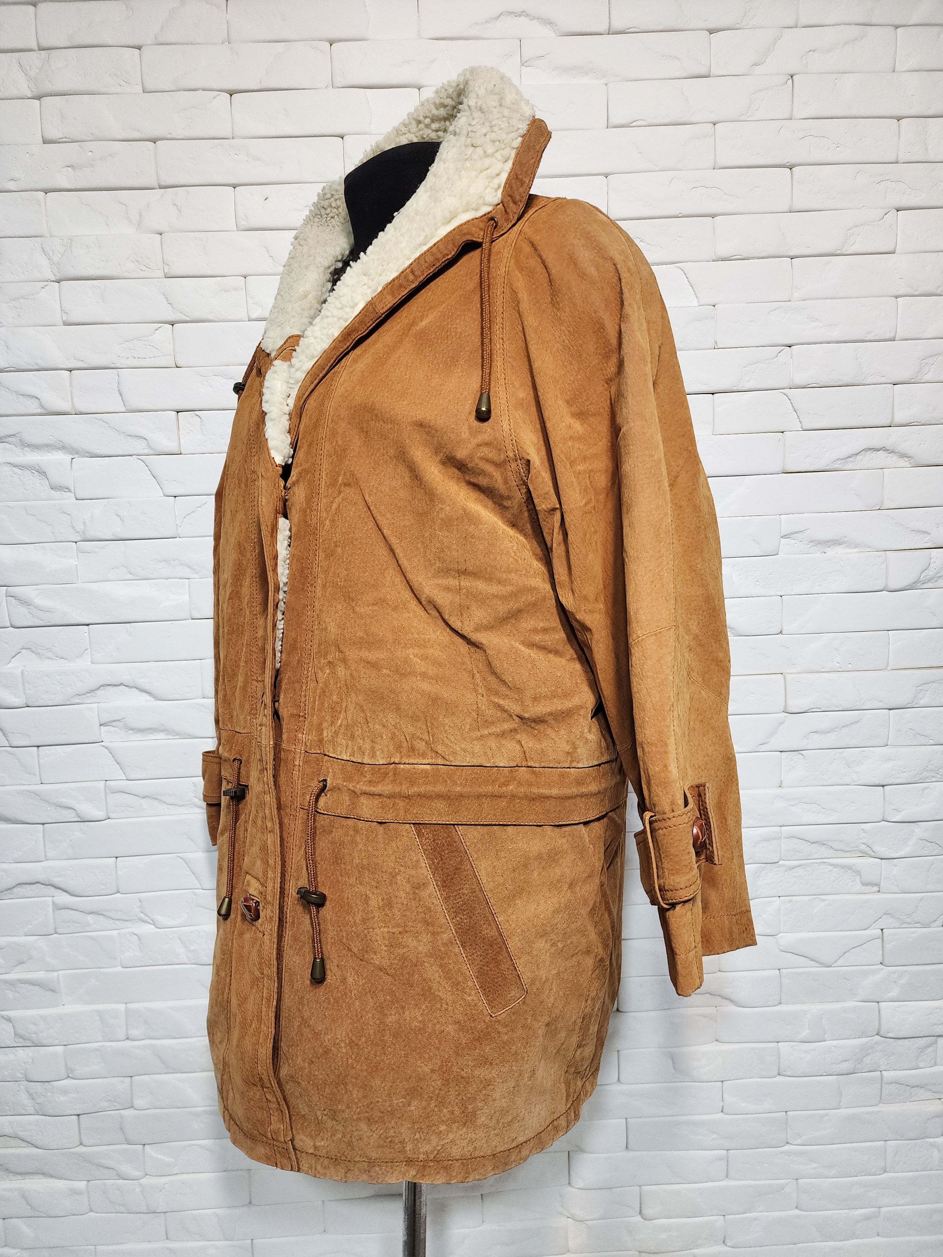 Genuine Leather Brown Women's Fur Jacket: Women's Vintage Button Coat Size XL / US 12-14 / IT 48-50 - 2 Thumbnail
