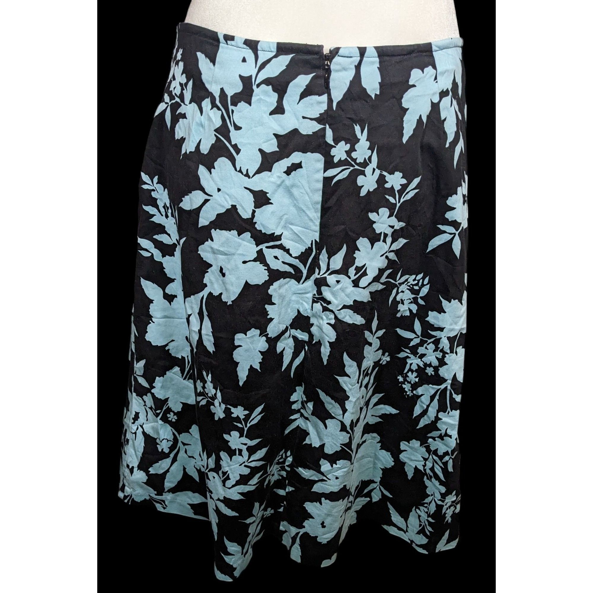 Other Vintage Newport News Black And Blue Floral Knee Length Skirt Size 32" / US 10 / IT 46 - 2 Thumbnail
