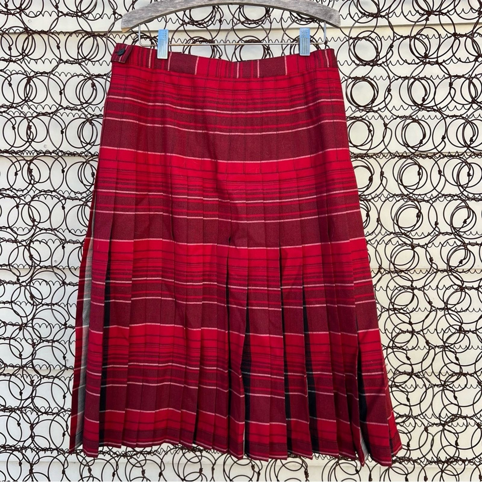 Pendleton Pendleton Wool reversible red black tartan plaid pleat skirt Size 28" / US 6 / IT 42 - 3 Thumbnail