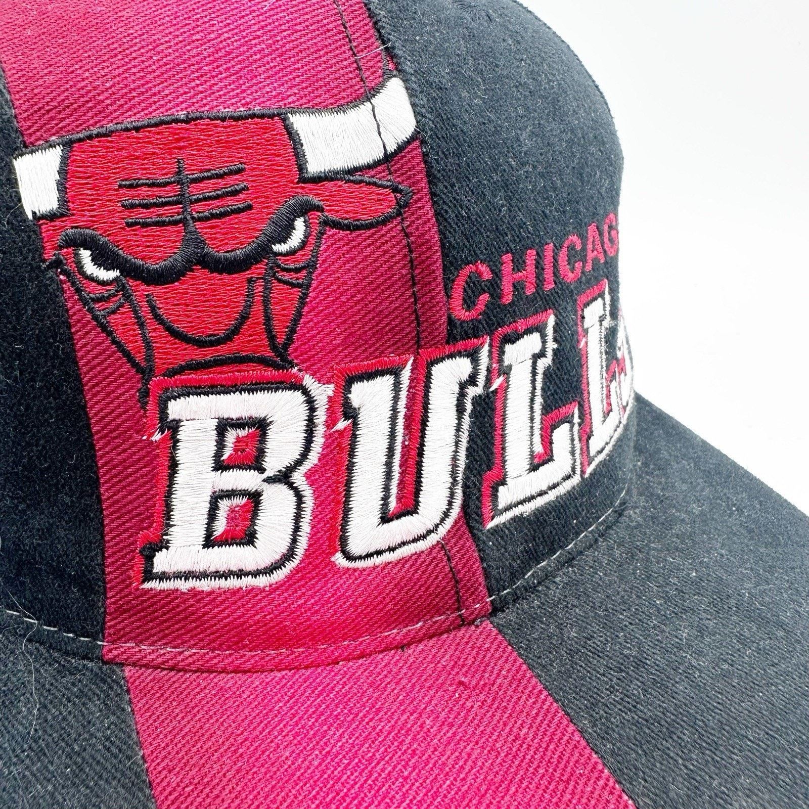 Sports Specialties Vintage 1997 Chicago Bulls Hat Snapback Sports Specialties Size ONE SIZE - 3 Thumbnail