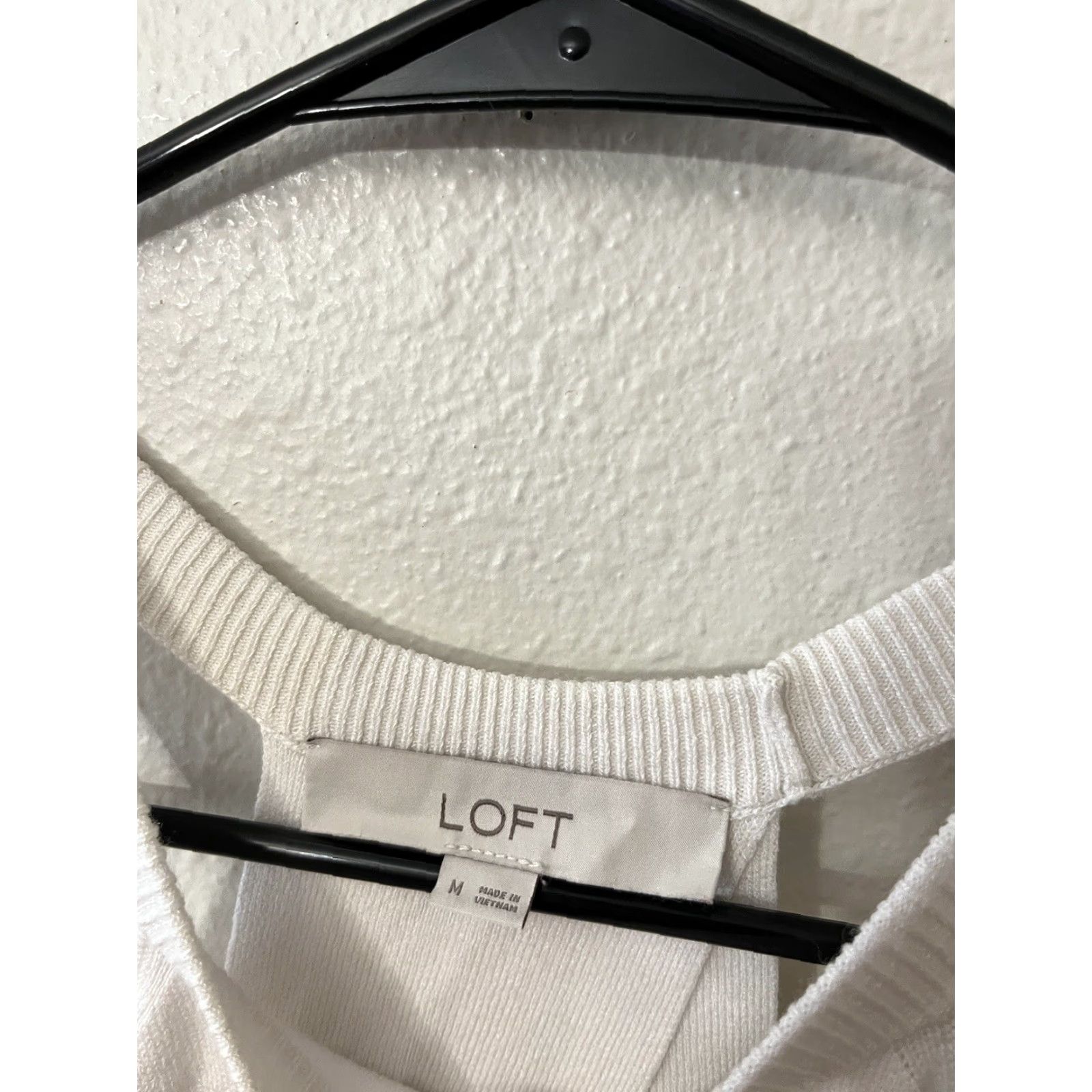 Loft LOFT White Sleeveless Tank Top Basic Casual Women Size Medium Size M / US 6-8 / IT 42-44 - 3 Thumbnail
