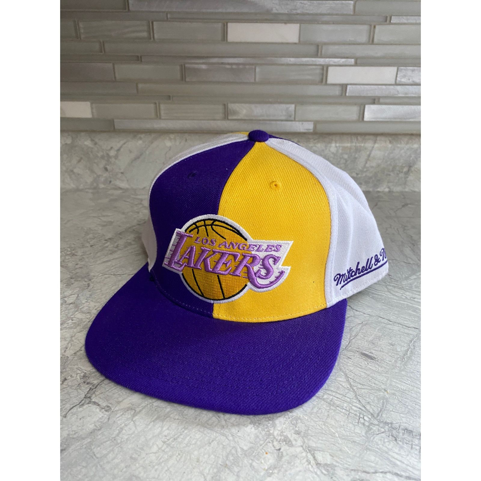 Mitchell & Ness LA Lakers Mitchell & Ness Fitted Hat Size 7 1/2 Size ONE SIZE - 1 Thumbnail
