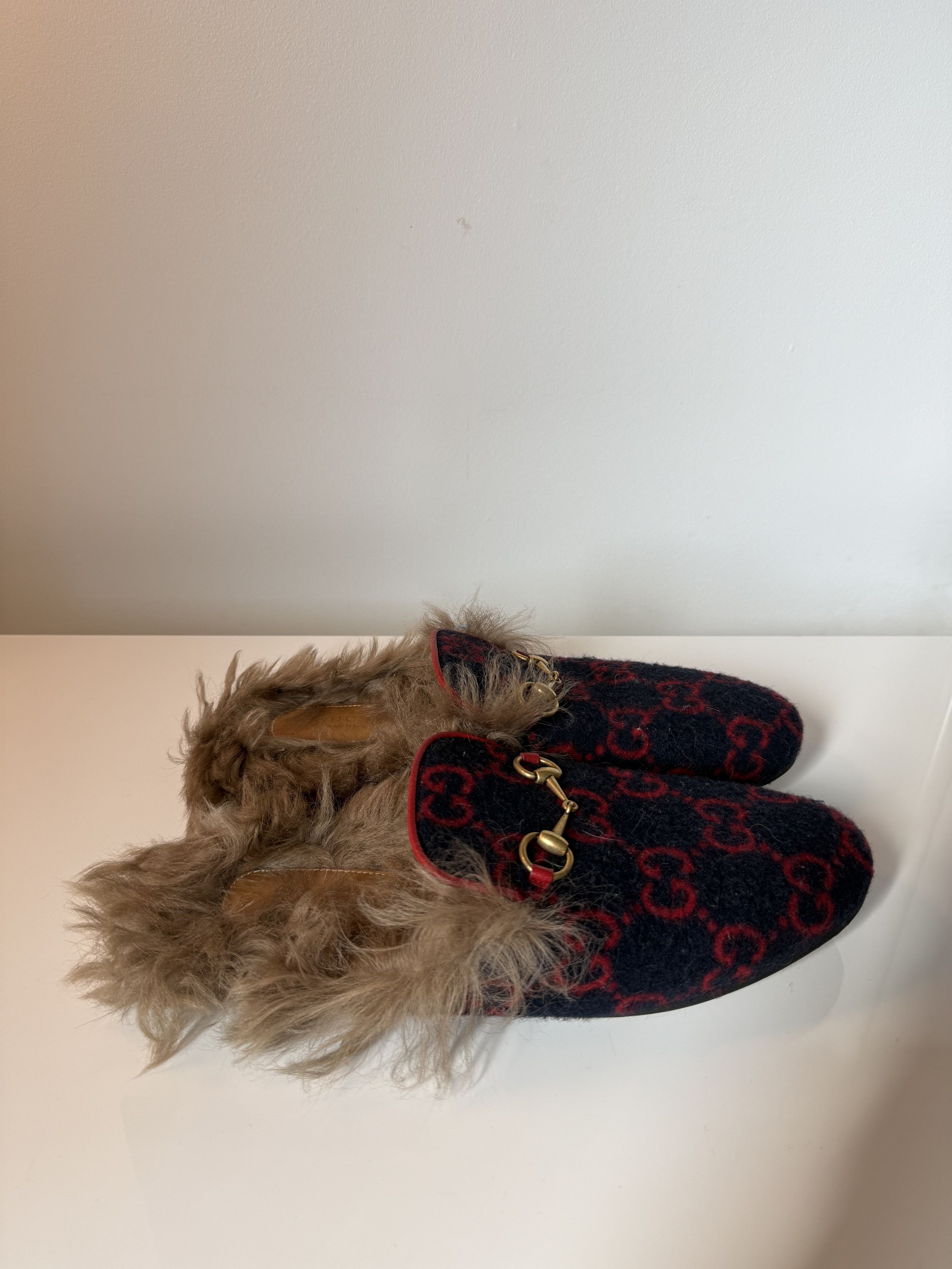 Gucci Gucci Shearling Mules Size US 8.5 / IT 38.5 - 2 Thumbnail
