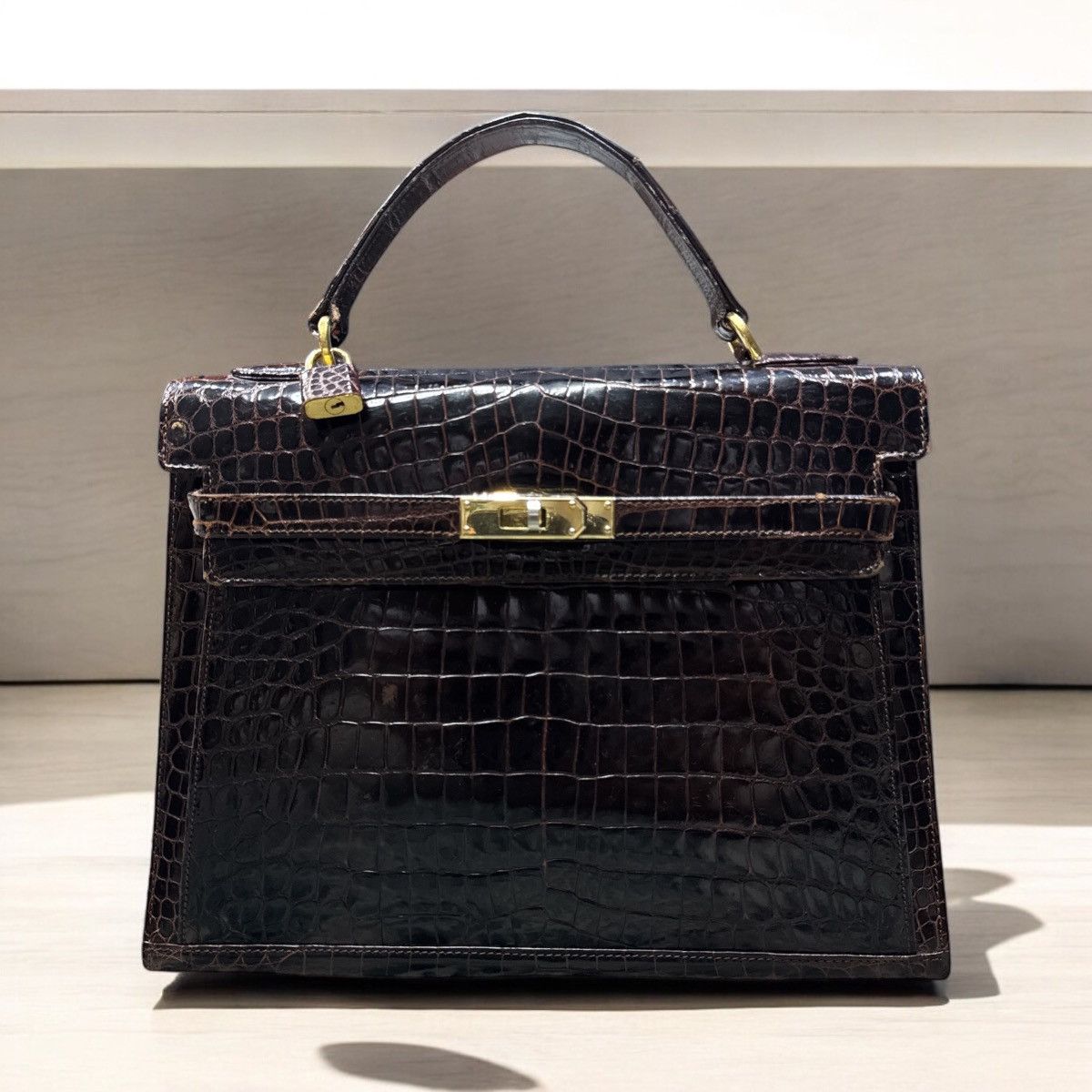 Genuine Leather VINTAGE BIANCHI & NARDI DARK BROWN CROCODILE LEATHER BAG Size ONE SIZE - 1 Thumbnail
