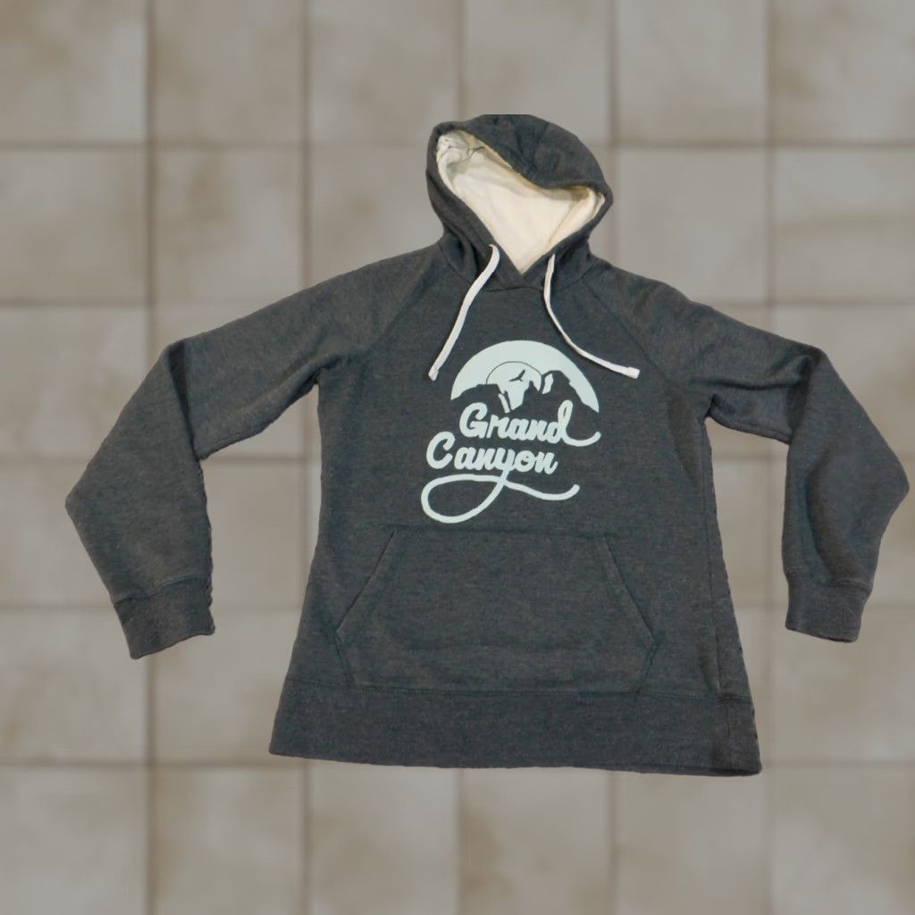 The North Face VINTAGE? The North Face Hoodie Women M Green Outdoors Grand Canyon Graphic Pockets Logo Size M / US 6-8 / IT 42-44 - 1 Thumbnail