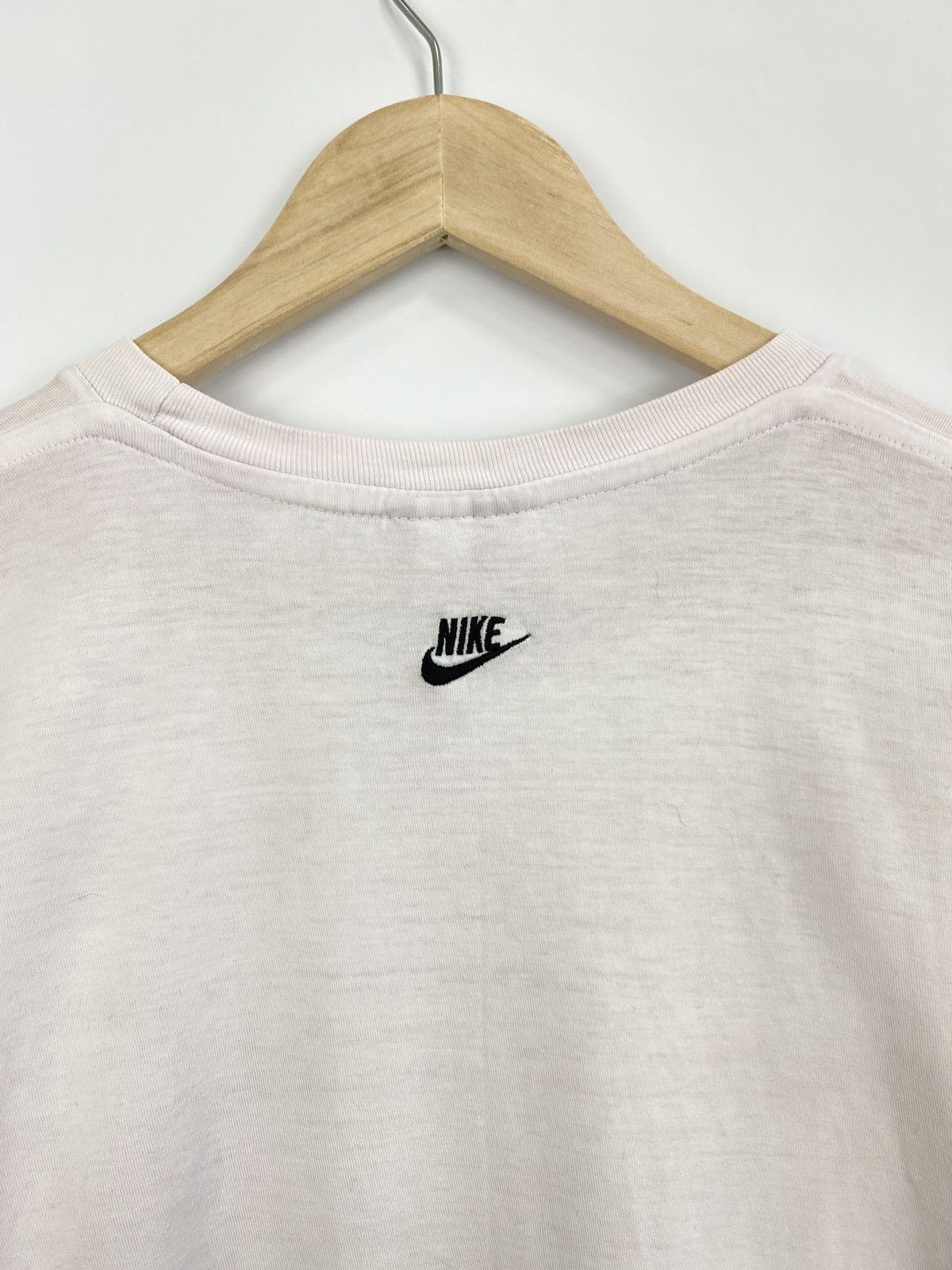Nike Vintage 90s Nike swoosh retro t-shirt hype Size US XL / EU 56 / 4 - 7 Thumbnail