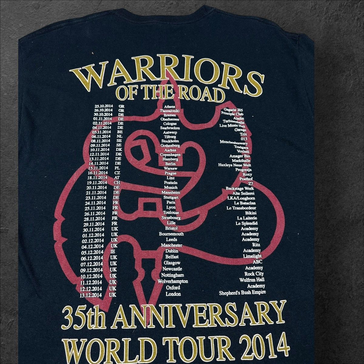 Band Tees × Vintage Saxon Warriors Of The Road 35th Anniversary World Tour 2014 Size US L / EU 52-54 / 3 - 3 Thumbnail