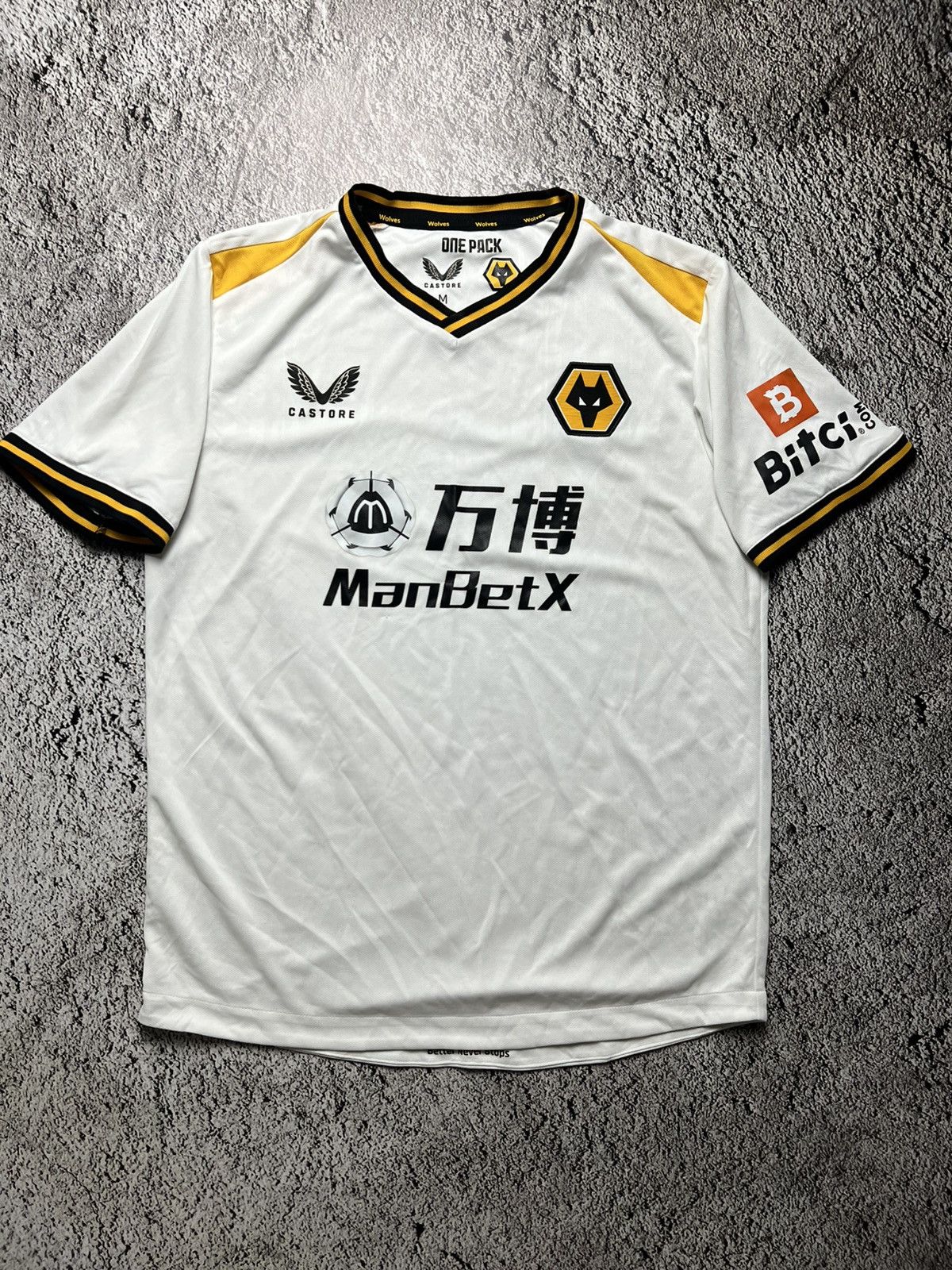 Castore 2020 Wolverhampton castore jersey Size US M / EU 48-50 / 2 - 1 Thumbnail