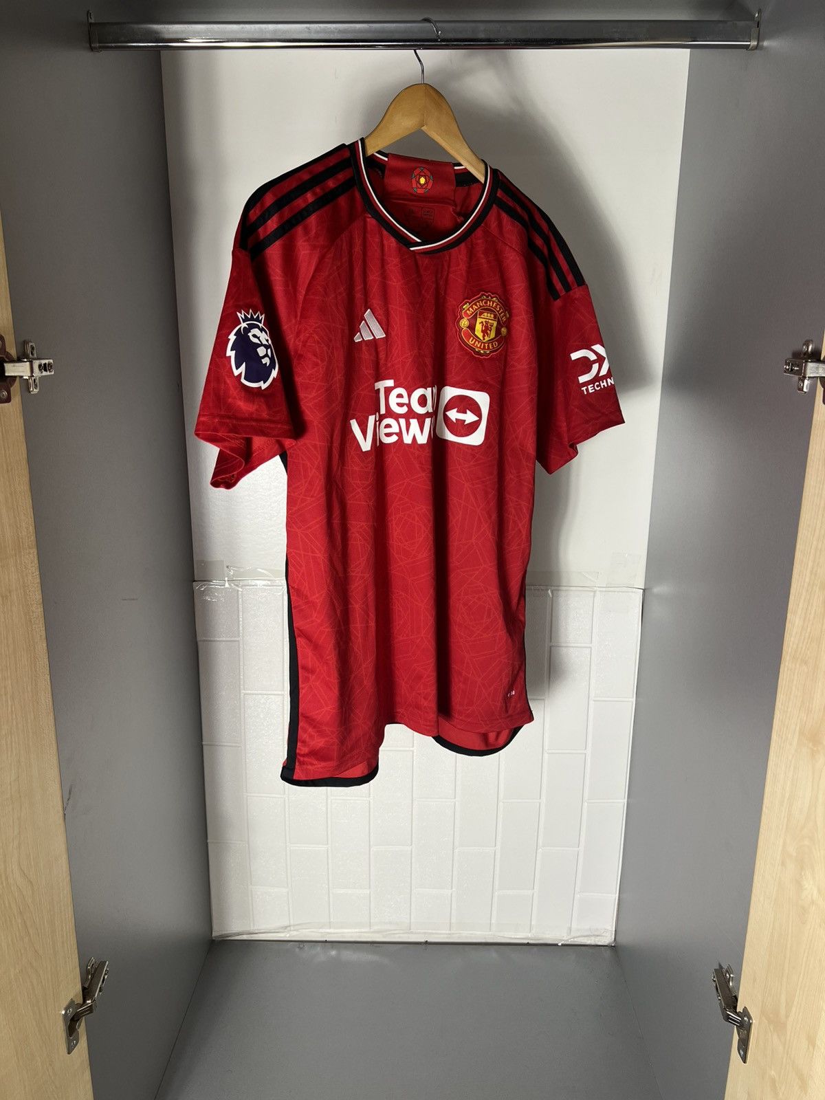 Vintage VERY RARE ADIDAS FC MANCHESTER UNITED ENGLAND SOCCER JERSEY Size US XXL / EU 58 / 5 - 6 Thumbnail
