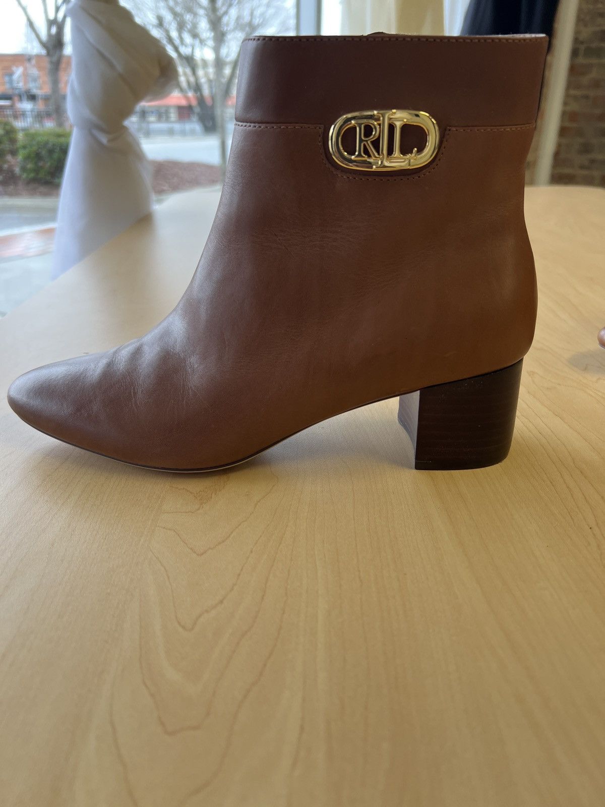 Ralph Lauren Ralph Lauren Booties Size US 9.5 / IT 39.5 - 2 Thumbnail