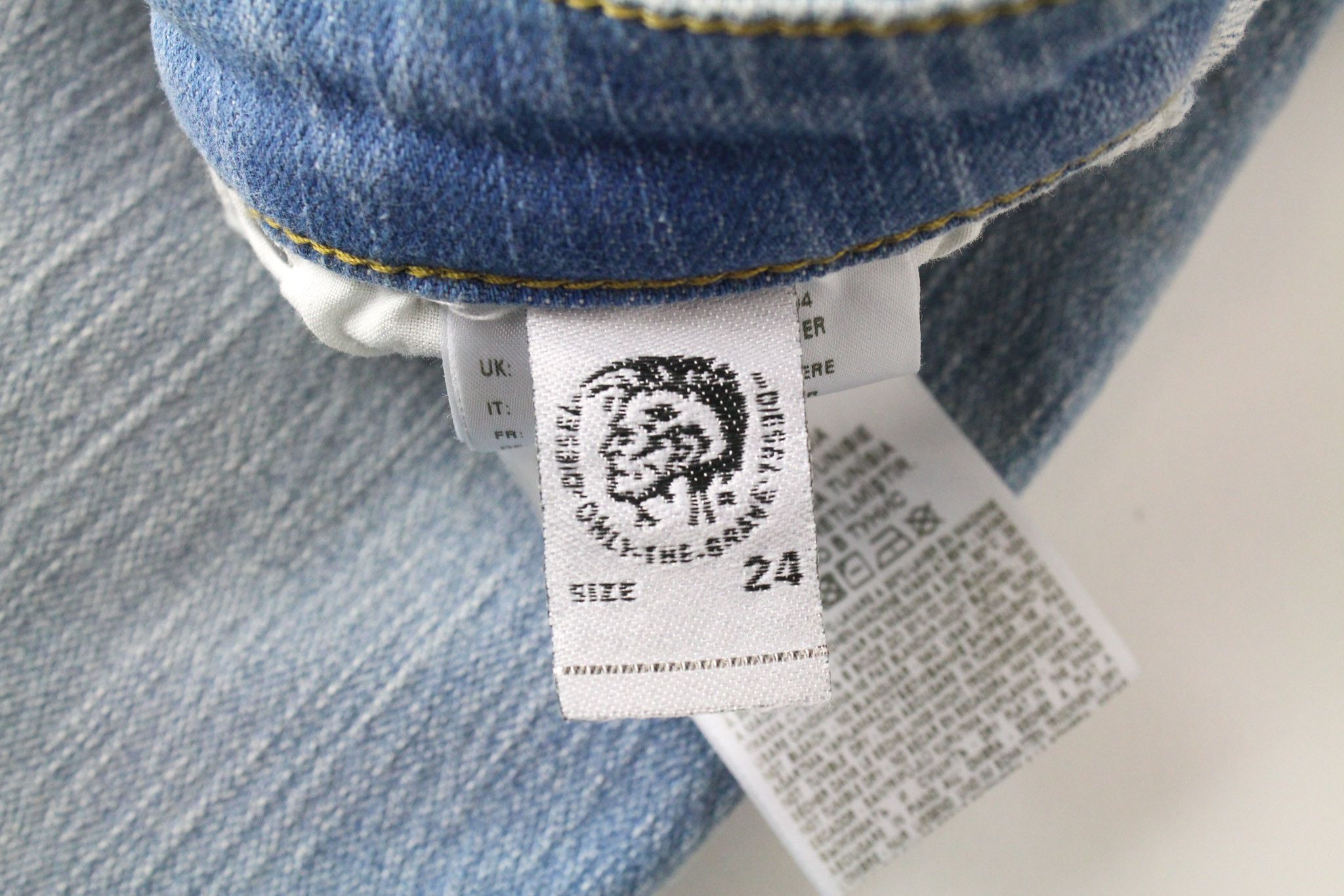 Diesel BABHILA-HIGH 081AF W24/L30 Blue Stretch Jeans 69765 Size 24" / US 00 / IT 34 - 7 Thumbnail