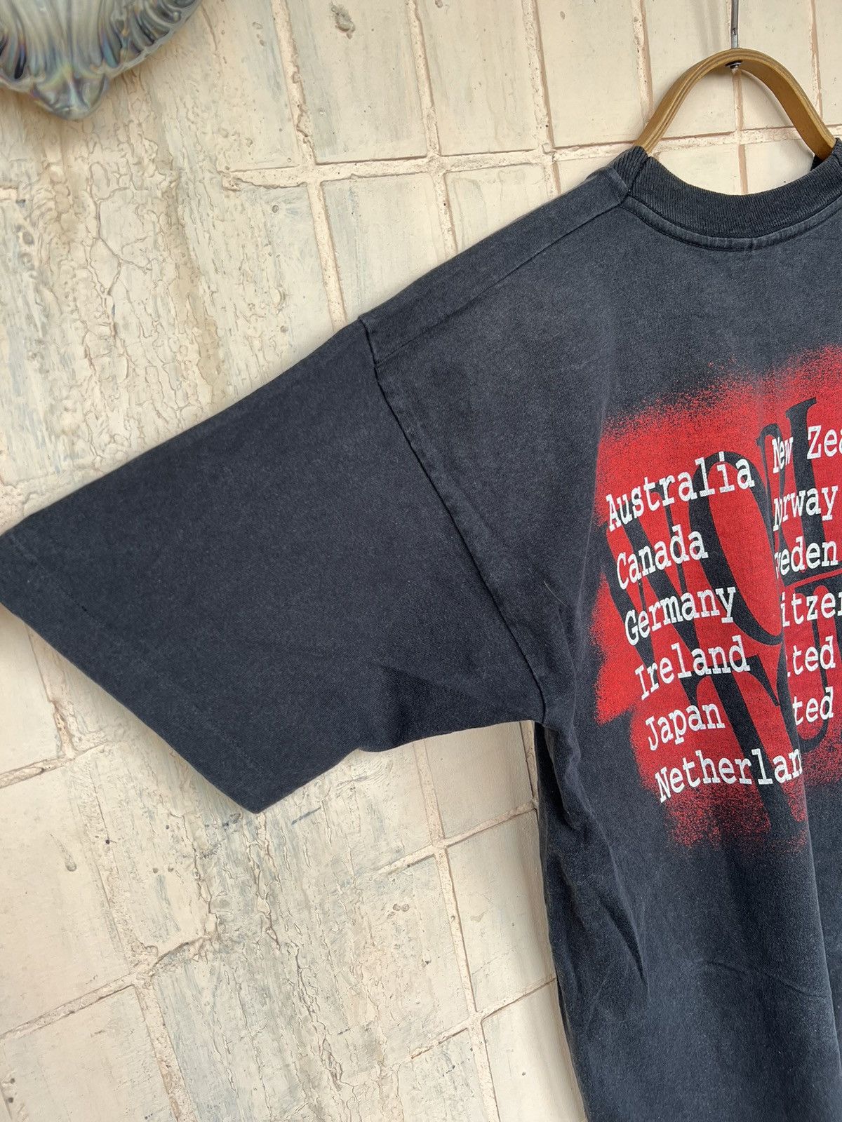 Band Tees Vintage Garth Brooks blue rose 1994 world tour Size US L / EU 52-54 / 3 - 15 Thumbnail