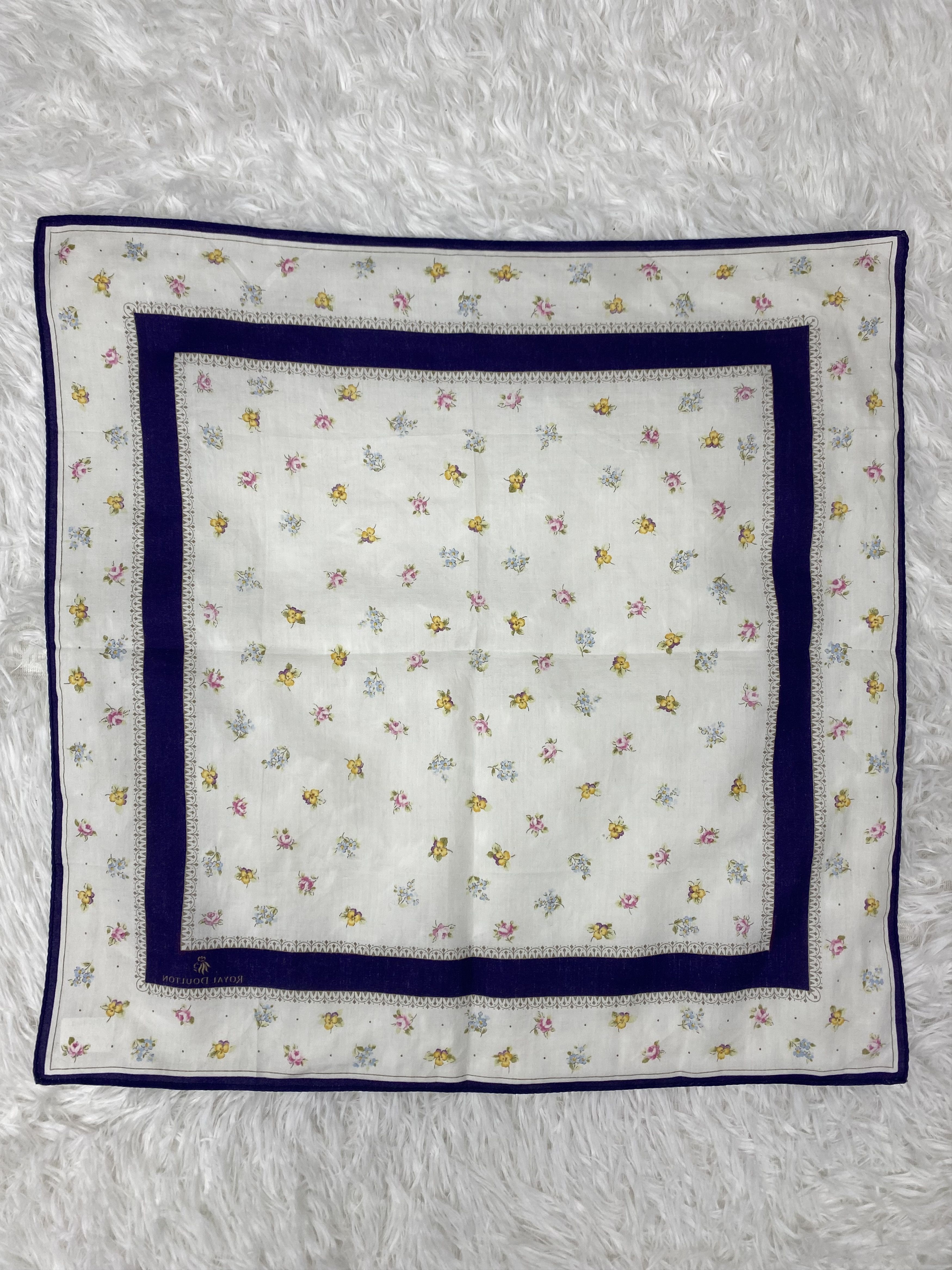 Designer × Vintage Vintage Royal Doulton Handkerchief Neckerchief PH0742 Size ONE SIZE - 4 Thumbnail