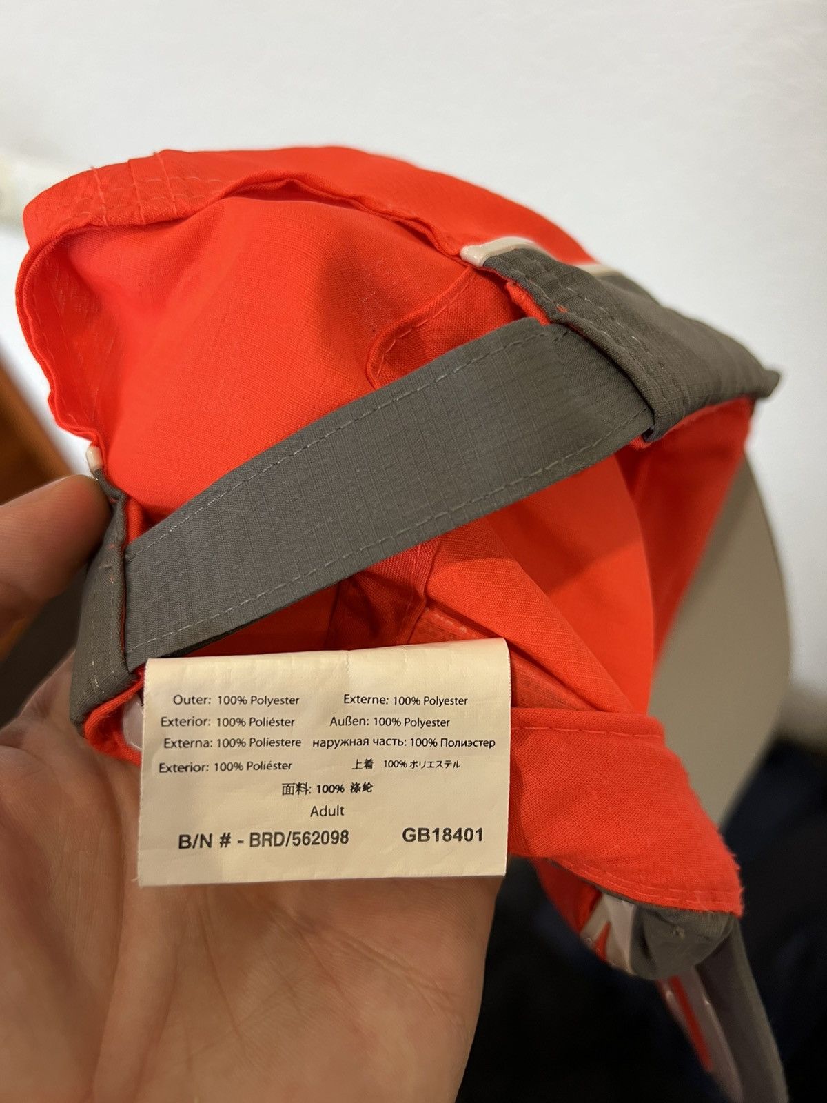 Mercedes-Benz Vintage Vodafone McLaren Mercedes 5 panel Cap Size ONE SIZE - 5 Thumbnail