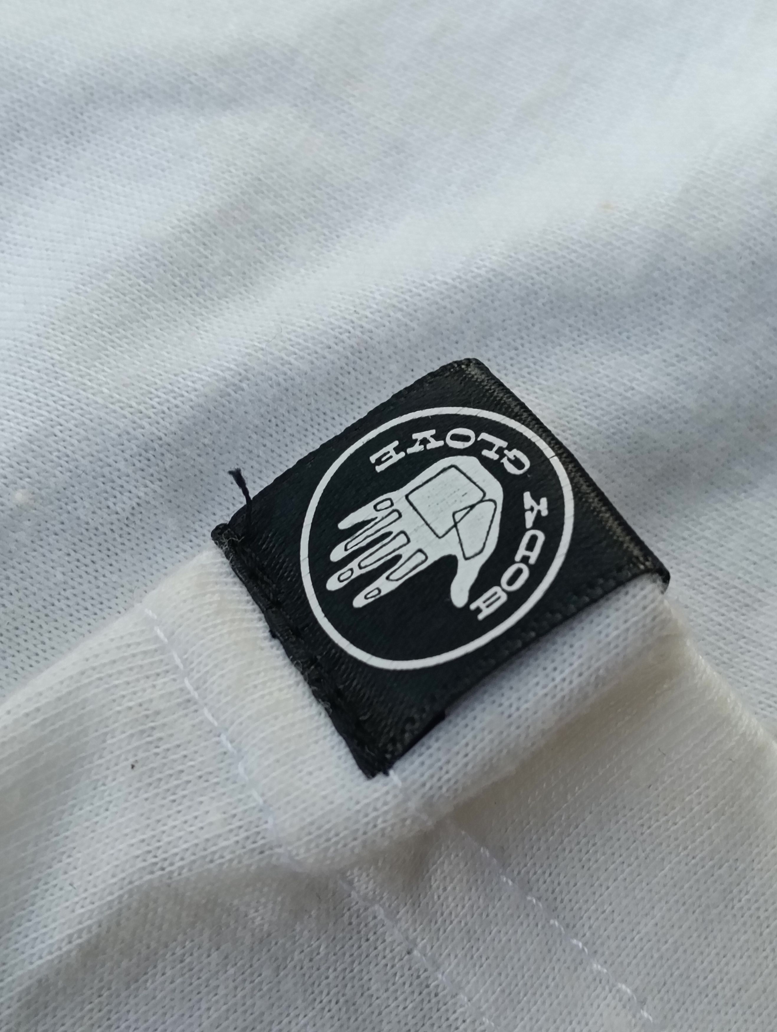 Billabong × Body Glove × Volcom Y2K 2 tone body Glove California Tshirt copyright 2019 Size US L / EU 52-54 / 3 - 10 Thumbnail