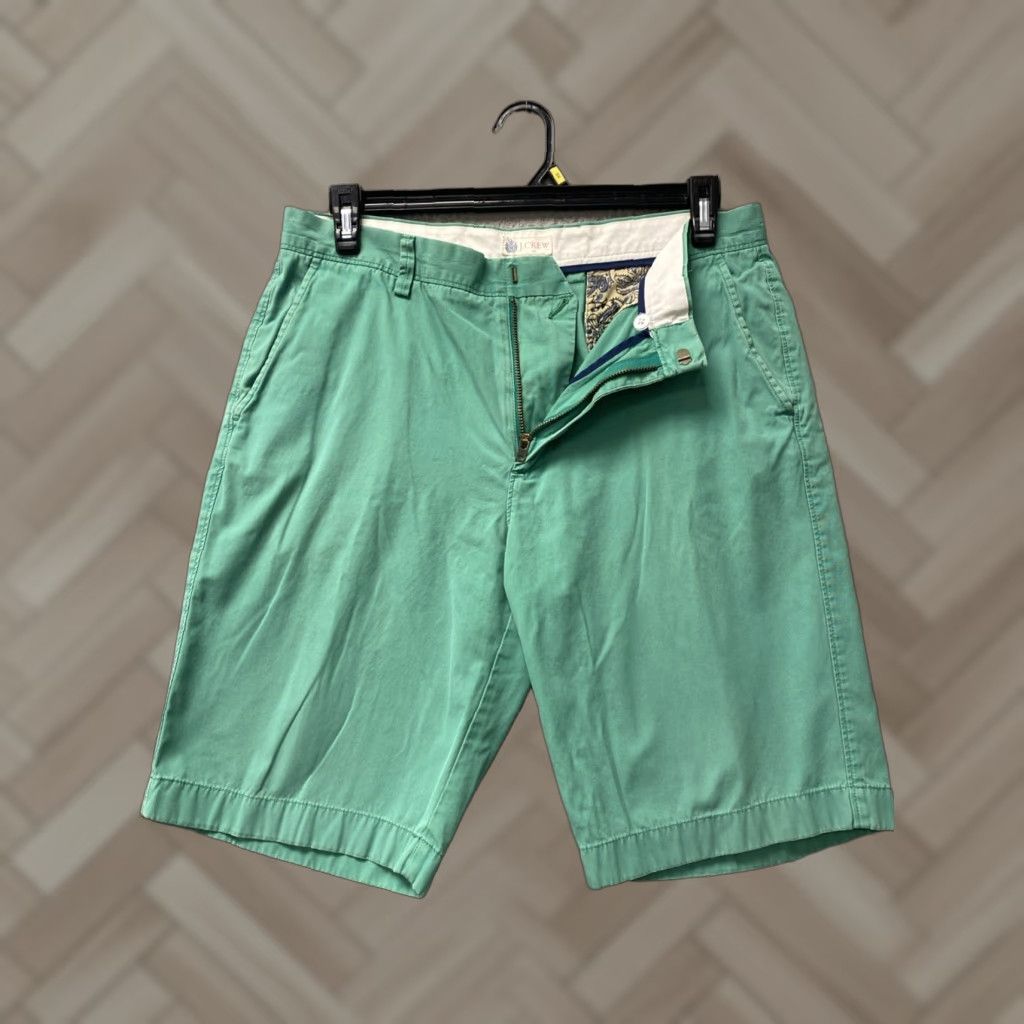 J.Crew Vintage J.Crew Shorts Men Size 33 Green Chino 90s Casual Summer Size US 33 - 1 Thumbnail