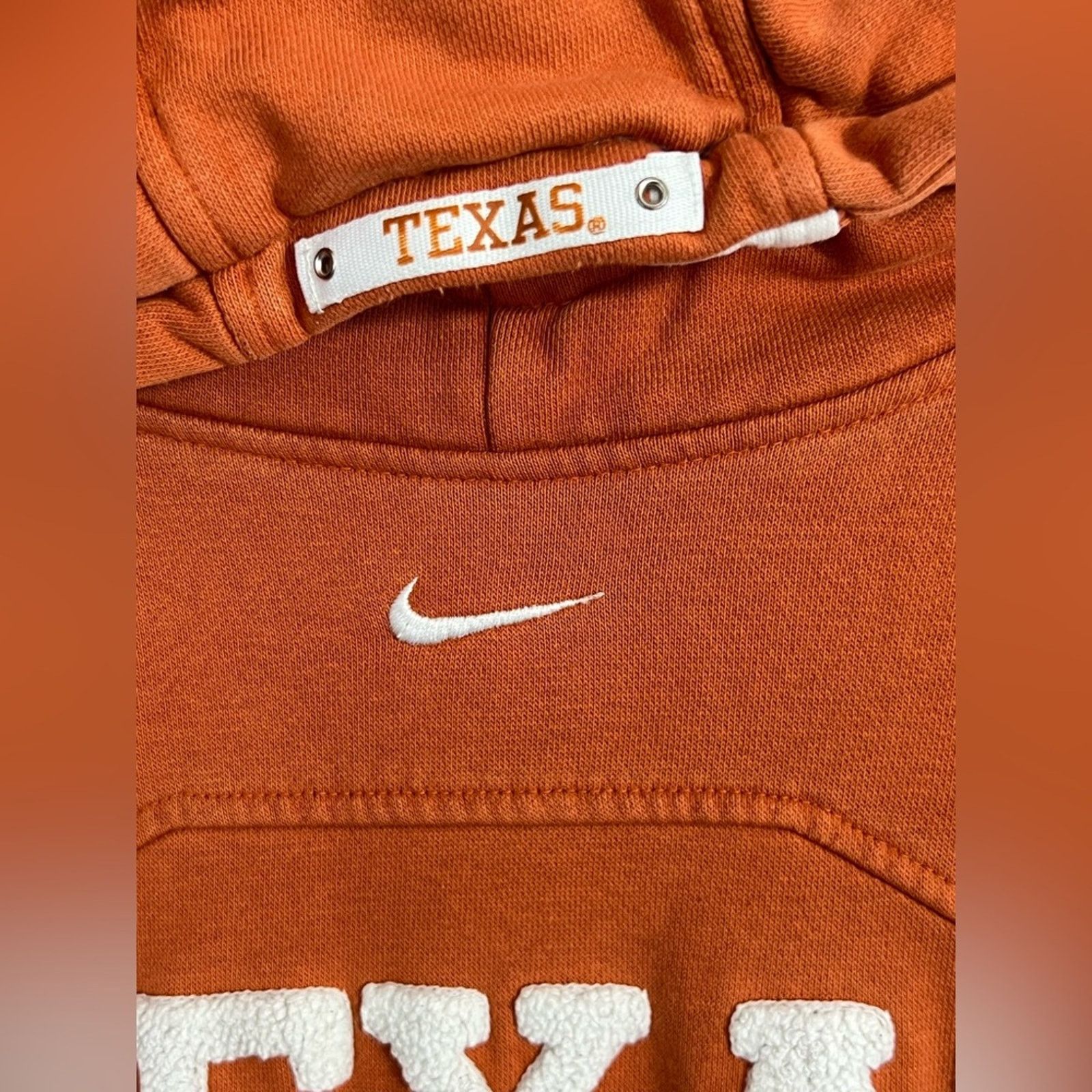 Nike Vintage 90’s Nike Texas Longhorns Center Check Swoosh Hoodie Size US XL / EU 56 / 4 - 7 Thumbnail
