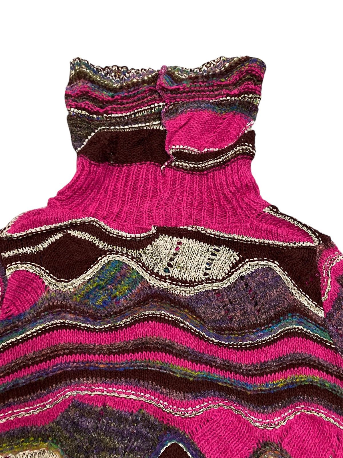 Japanese Brand Vintage Japanese Pink Wavy Knit Turtleneck Fairy Grunge Size US M / EU 48-50 / 2 - 8 Thumbnail