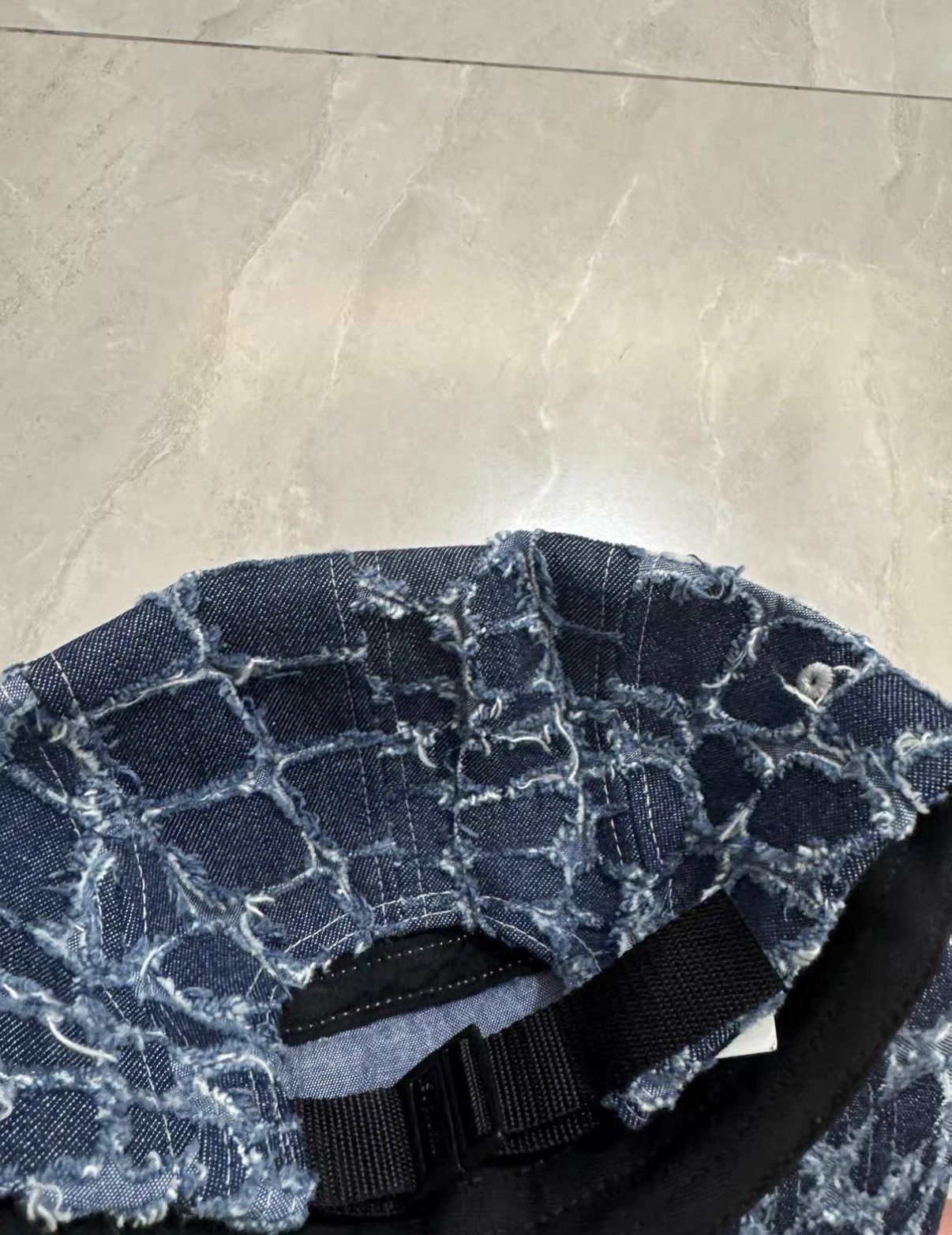 Supreme Supreme Distressed Crocodile Pattern Cotton Baseball Cap J34 Size ONE SIZE - 5 Thumbnail