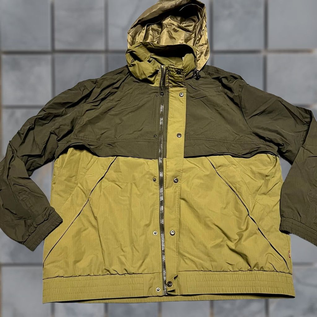 Levi's VINTAGE? (no) Levis Ripstop Jacket Mens XXL Green Nylon Hooded Coat Outdoor Coat, Military Jacket Mens 2XL Green Nylon Ripstop Coat Size US XXL / EU 58 / 5 - 1 Thumbnail