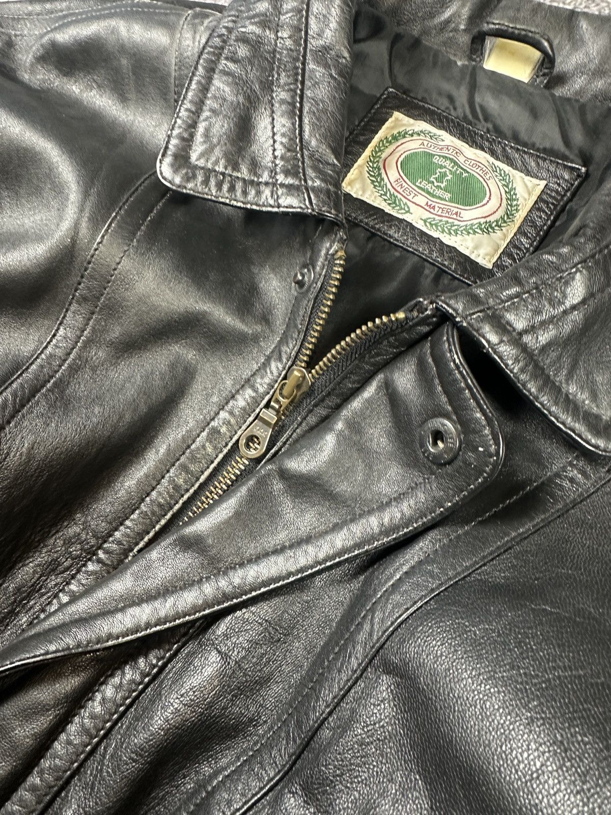 Genuine Leather Y2K Vintage Leather Jacket Streetwear Rare Style USA VTg L Size US L / EU 52-54 / 3 - 5 Thumbnail
