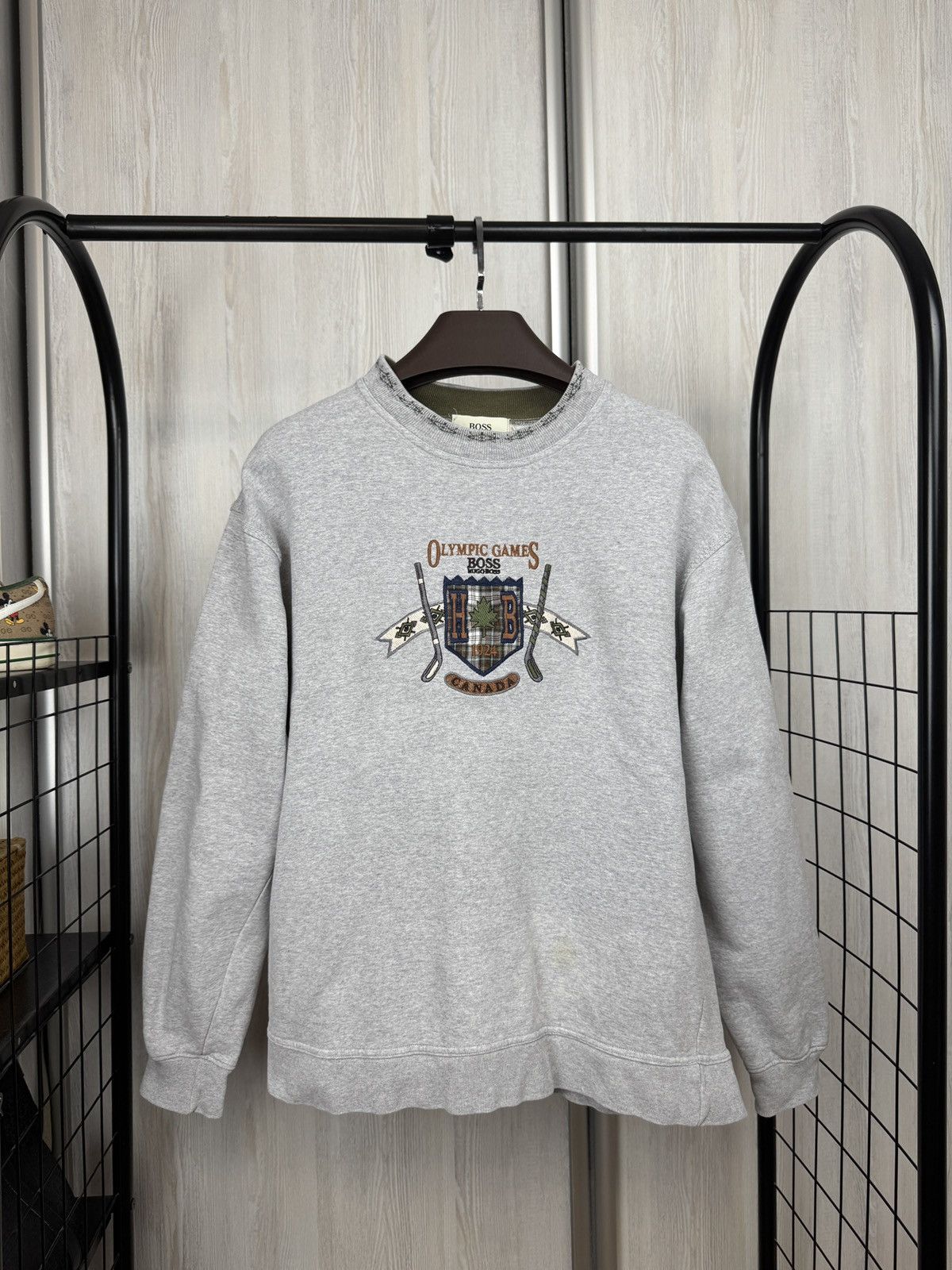 Hugo Boss Boss Hugo Boss Olympic Games Canada vintage 90s sweatshirt Size US L / EU 52-54 / 3 - 1 Thumbnail