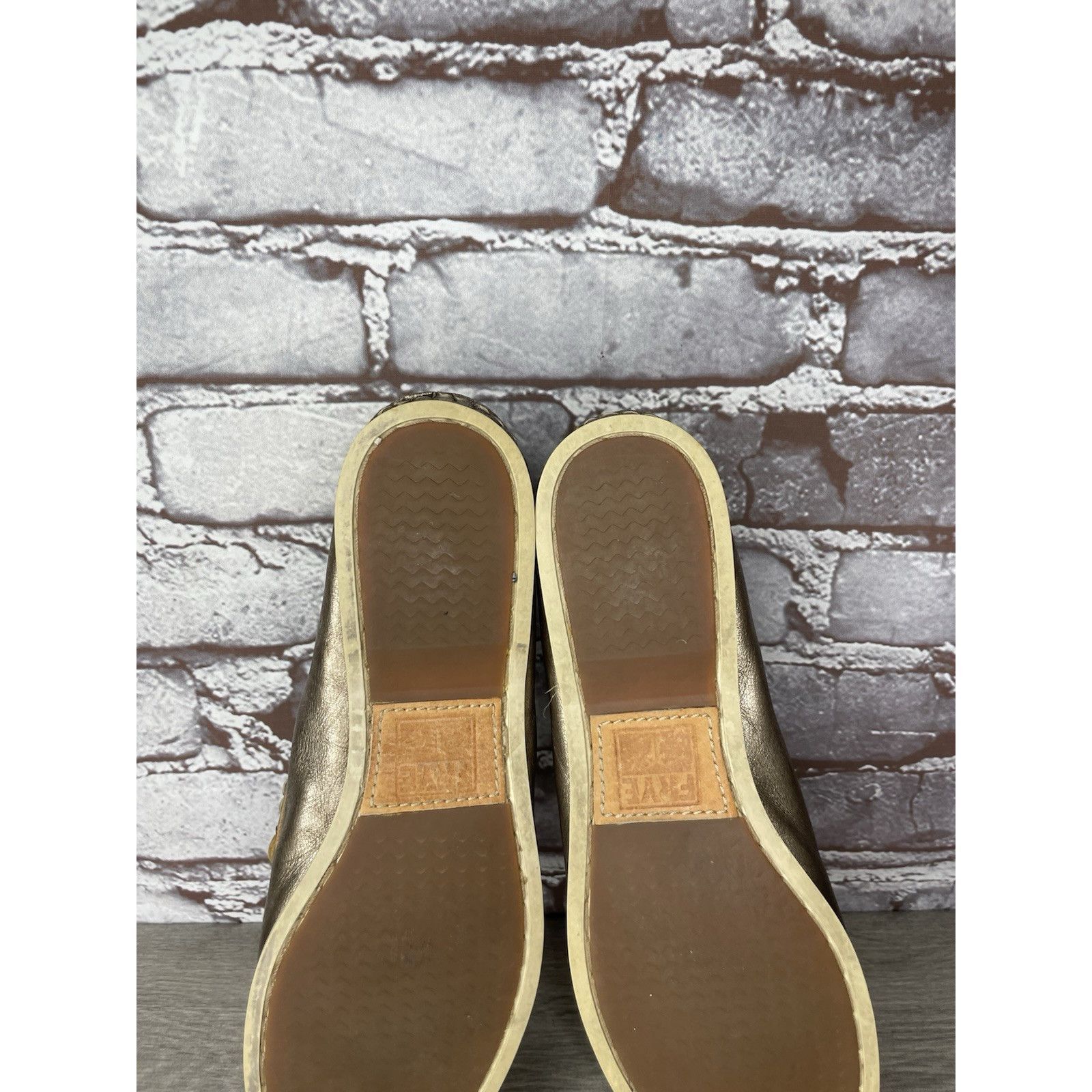 Frye FRYE Quincy Tie Leather Metallic Deck Shoes Gold Boat Shoes Size US 8 / IT 38 - 8 Thumbnail
