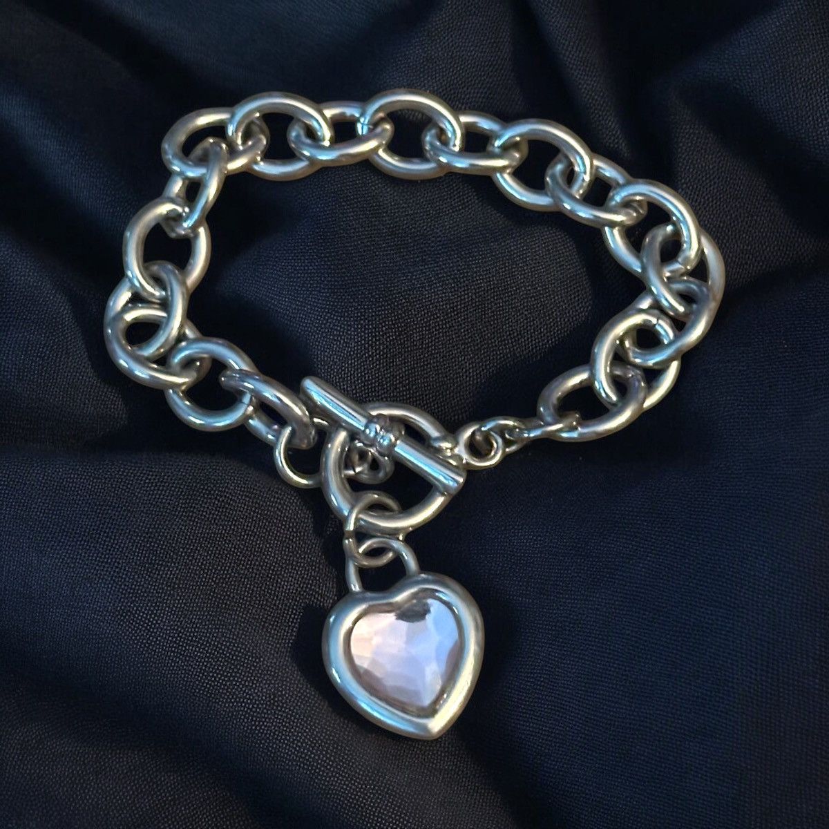 Other Chunky silver tone heart charm toggle bracelet Size ONE SIZE - 1 Thumbnail