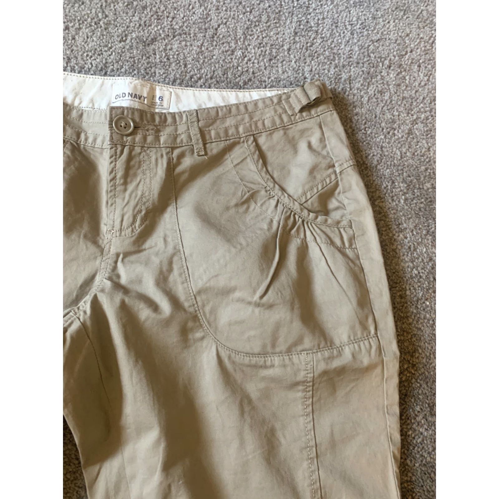 Old Navy OLD NAVY Womens 100% Cotton Khaki Capris Crop Pants Size 6 Regular Inseam 20in Pockets Crop Flat Front Beige Shorts Pants Size 28" / US 6 / IT 42 - 3 Thumbnail