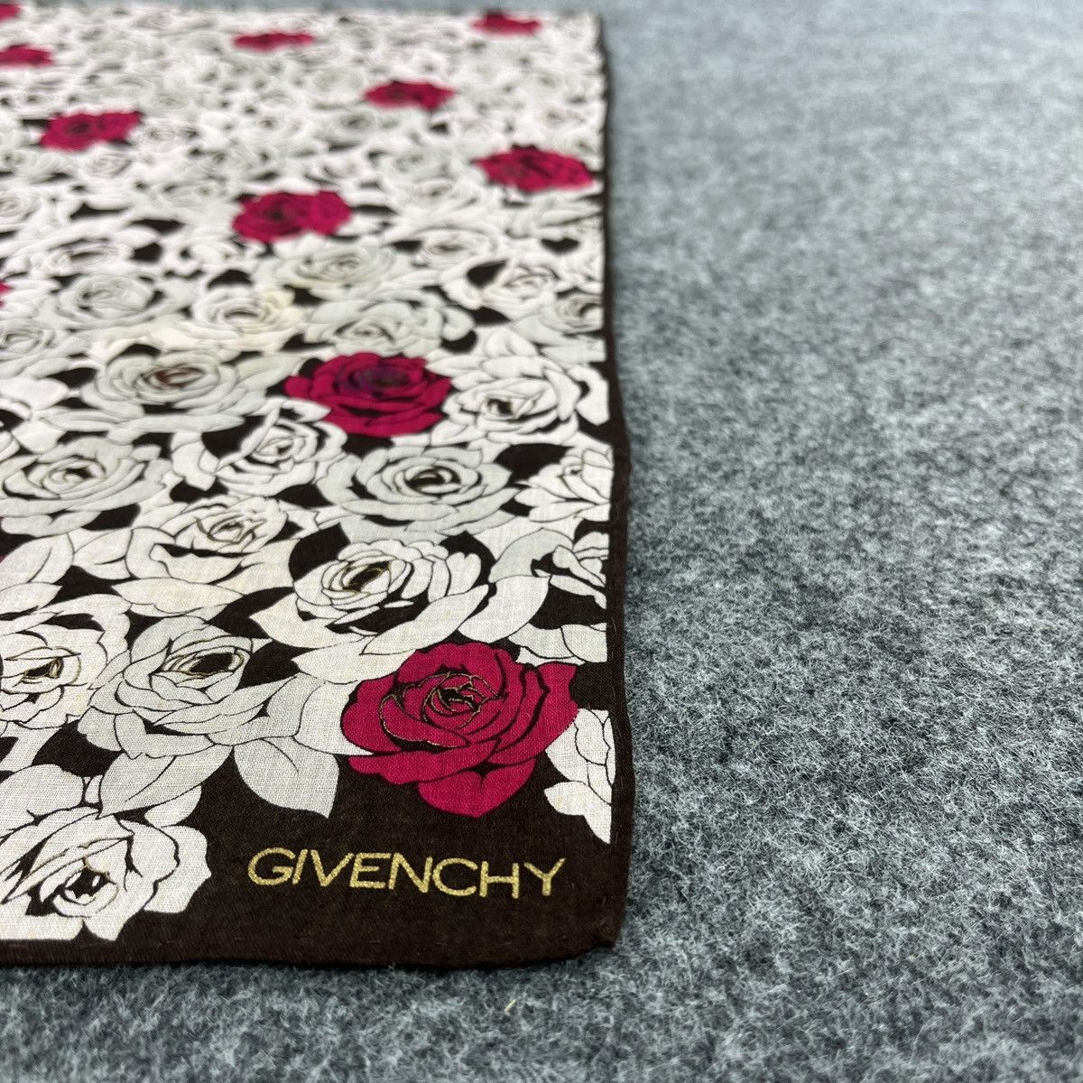 Vintage Givenchy Handkerchief / Bandana / Neckerchief B443 Size ONE SIZE - 5 Thumbnail
