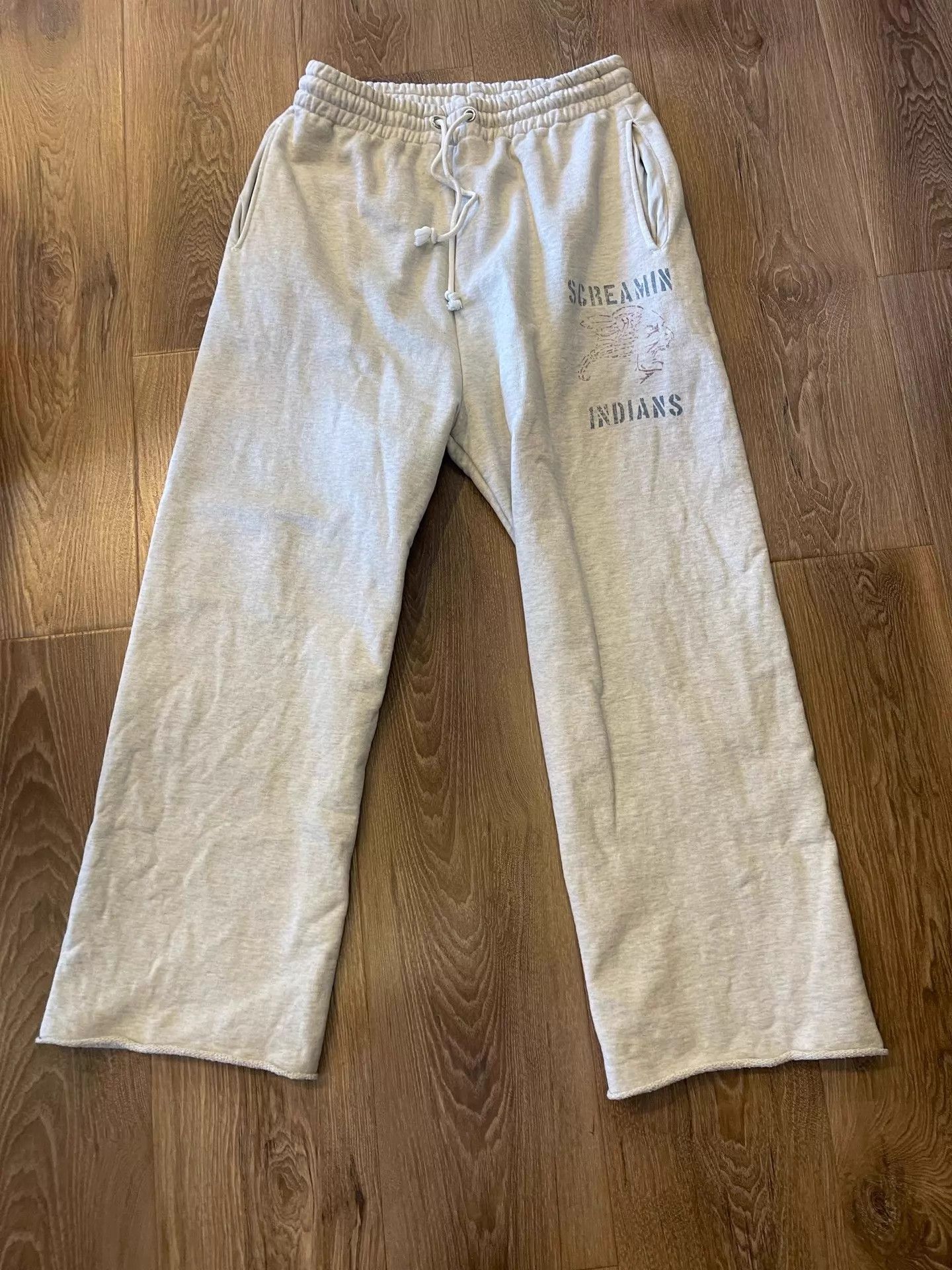 Other BOW WOW 25AW Japan Washed Distressed Wide-Leg Sweatpants XL Size 30" / US 8 / IT 44 - 1 Thumbnail