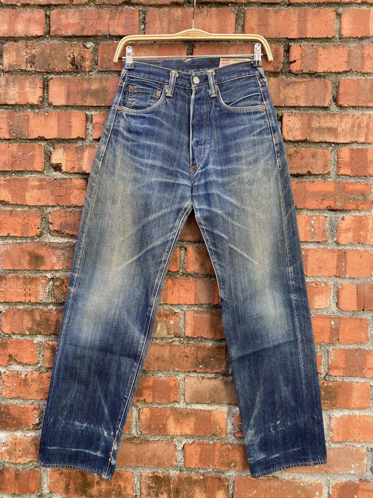 Evisu W26x29 Vintage evisu diacock faded redline made in JAPAN Size 26" / US 2 / IT 38 - 1 Thumbnail