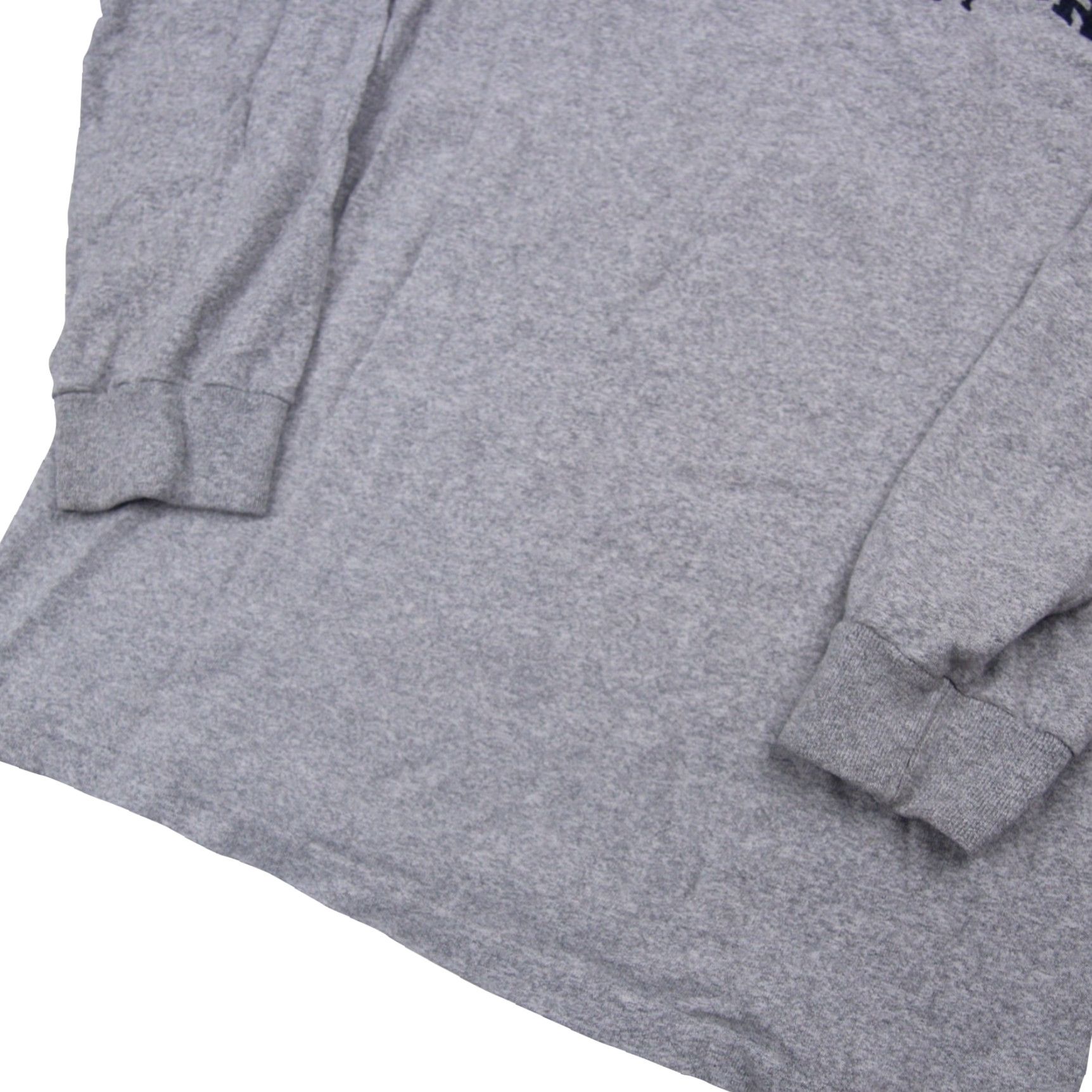 Vintage VINTAGE Lake Superior State University Small Long Sleeve Graphic T Shirt Gray Mens S Size US S / EU 44-46 / 1 - 3 Thumbnail