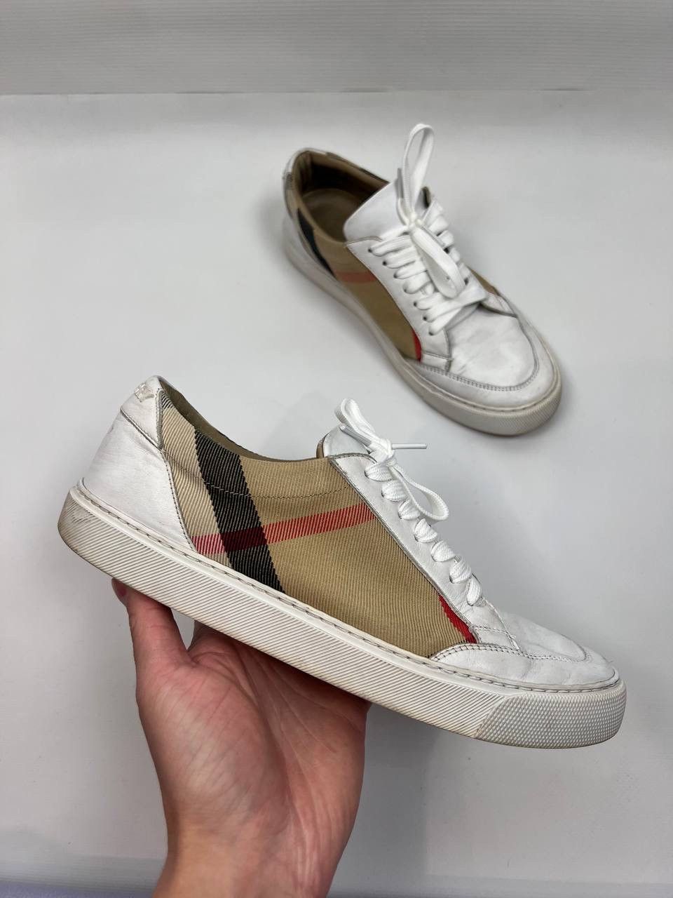 Burberry Burberry leather trainers shoes size 38 Size US 7 / EU 40 - 3 Thumbnail