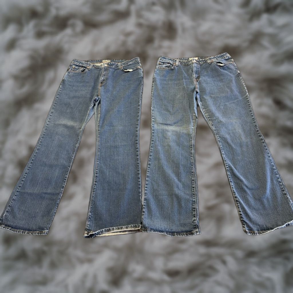 Levi's Levi's 515 Jeans Size 20 Blue Denim Bootcut Women Regular 31in Inseam 5-Pocket Logo Vintage No Size 42" / US 20 - 1 Thumbnail