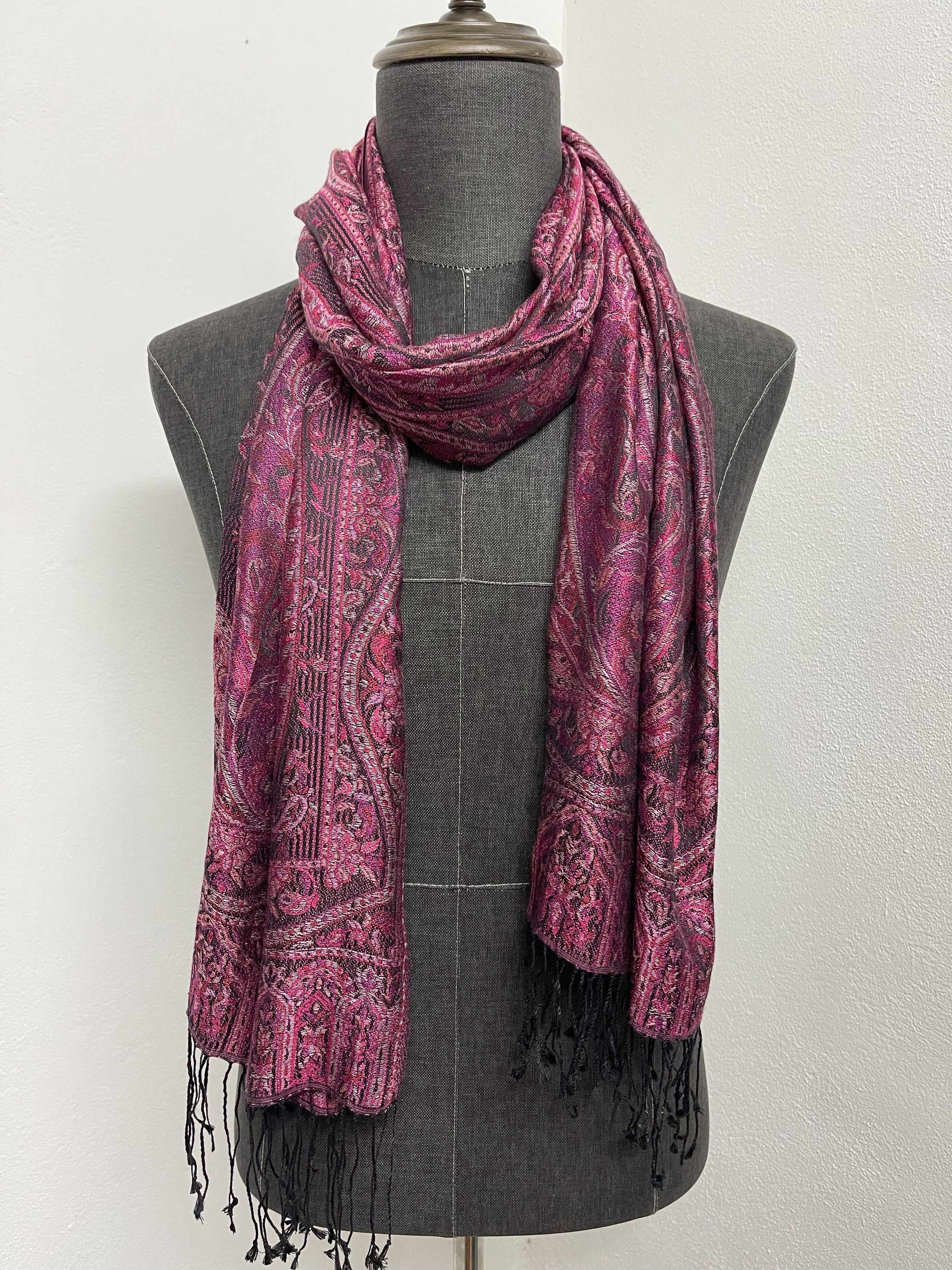 Vintage Vintage Big Size Scarves, Large-Sized Wrap Scarf - 6083 Size ONE SIZE - 5 Thumbnail