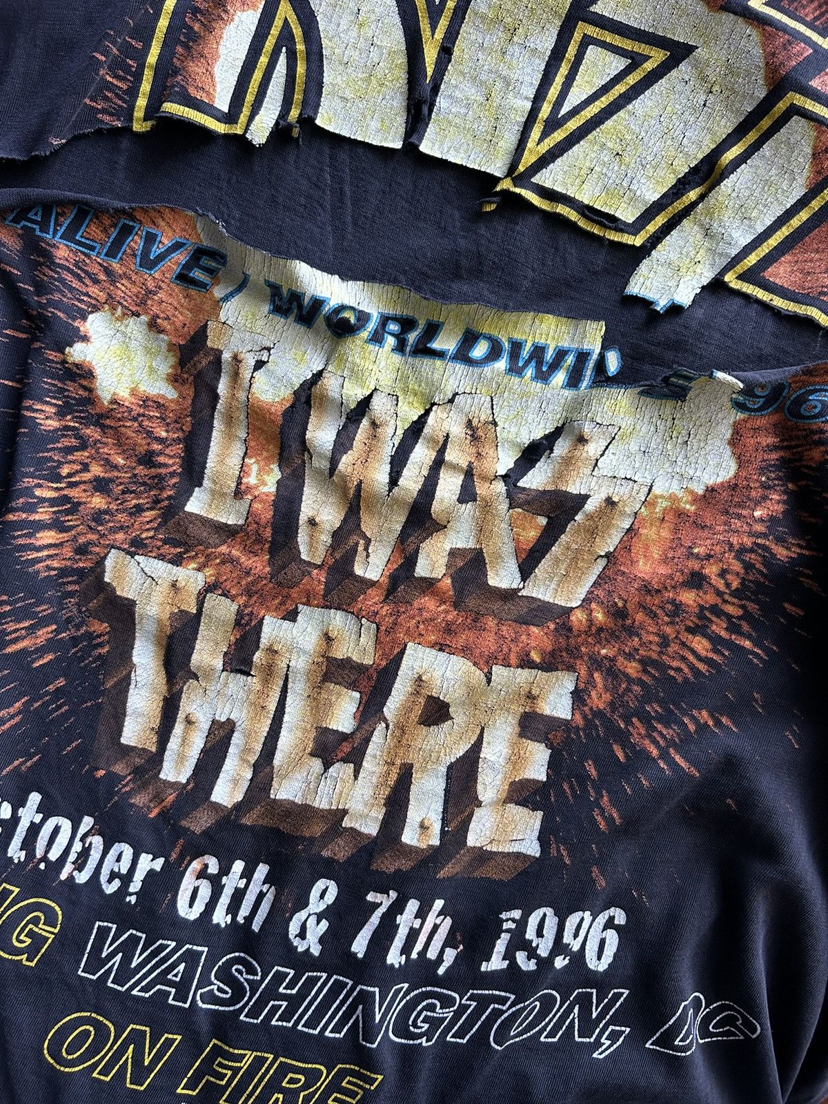 Vintage Kiss 1996-1997 World Tour T-shirt Size US L / EU 52-54 / 3 - 3 Thumbnail