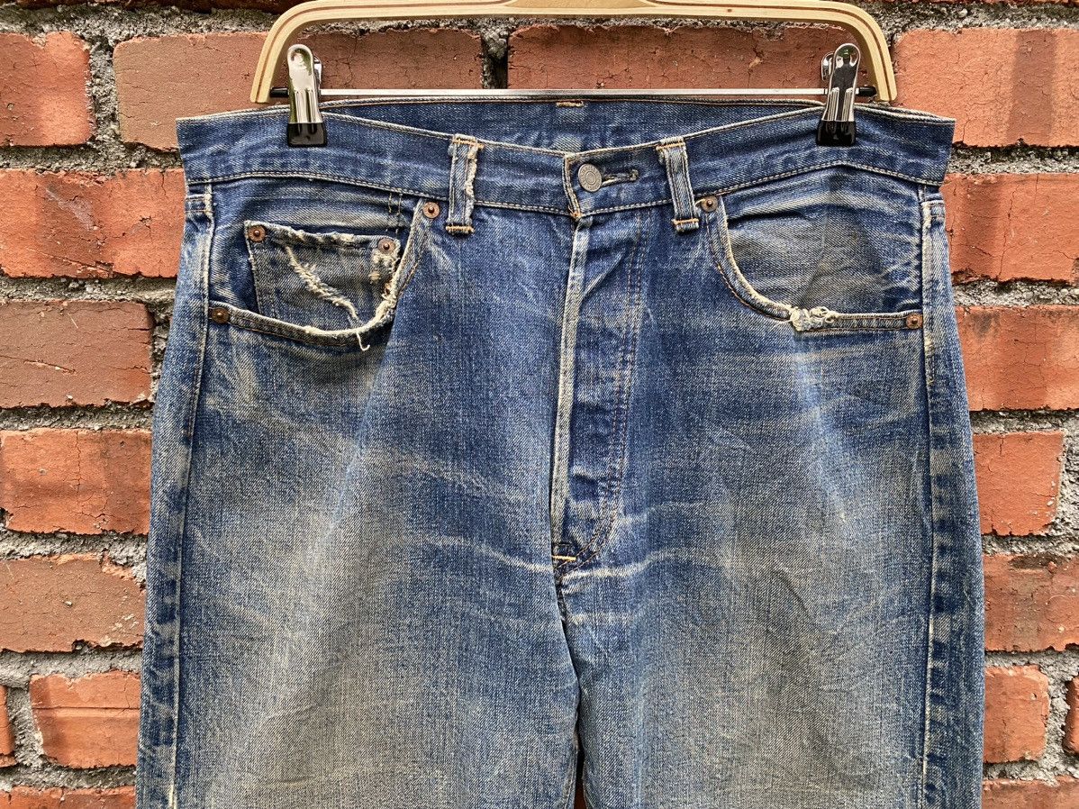 Levi's × Levi's Vintage Clothing × Vintage W35x32 vintage 60s levi's 501 repaired redline denime Size US 35 - 8 Thumbnail