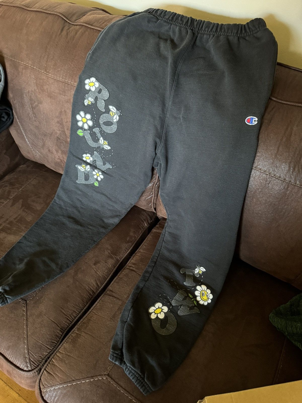Designer × Round Two ROUND TWO MERCH SWEATS OG Size US 32 / EU 48 - 4 Thumbnail
